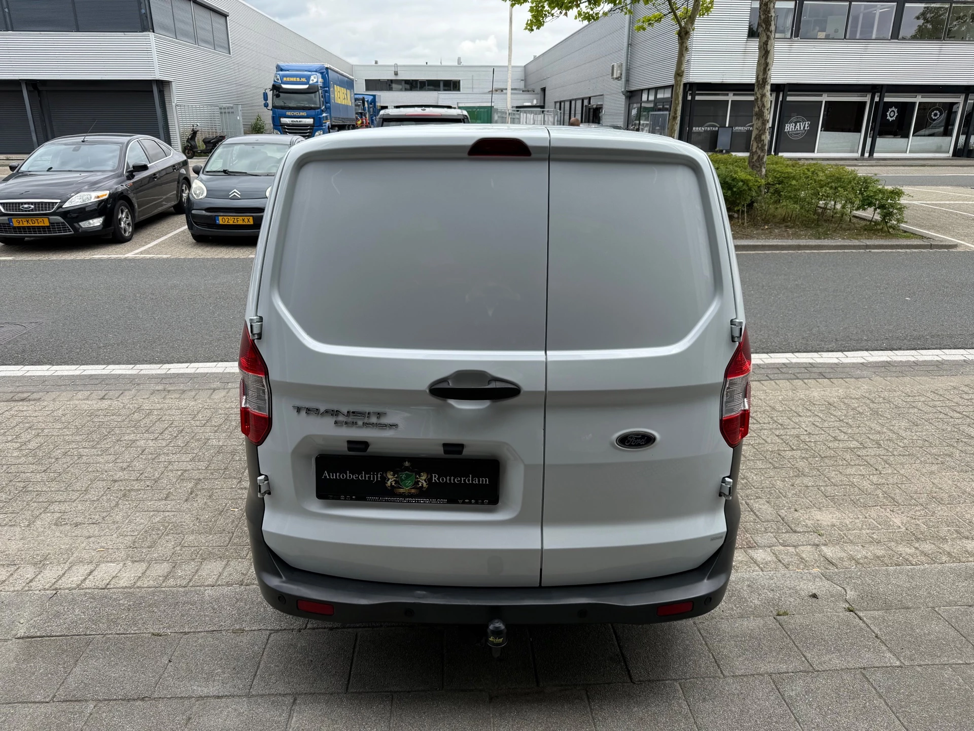 Hoofdafbeelding Ford Transit Courier
