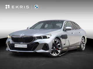 BMW 5 Serie Sedan 550e xDrive | M Sportpakket Pro | Driving Assistant Prof. | Panodak | Bowers & Wilkins | Adaptief M Onderstel Prof. | Parking Assistant Prof. | Stoelventilatie | 21'' LMV