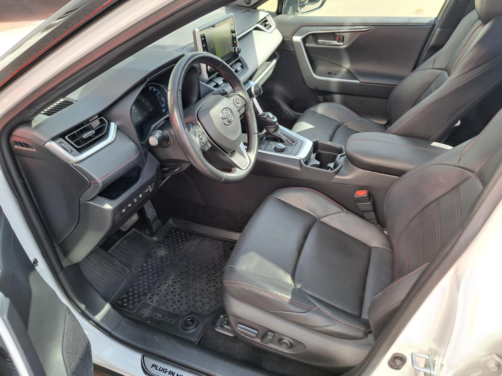 Hoofdafbeelding Toyota RAV4