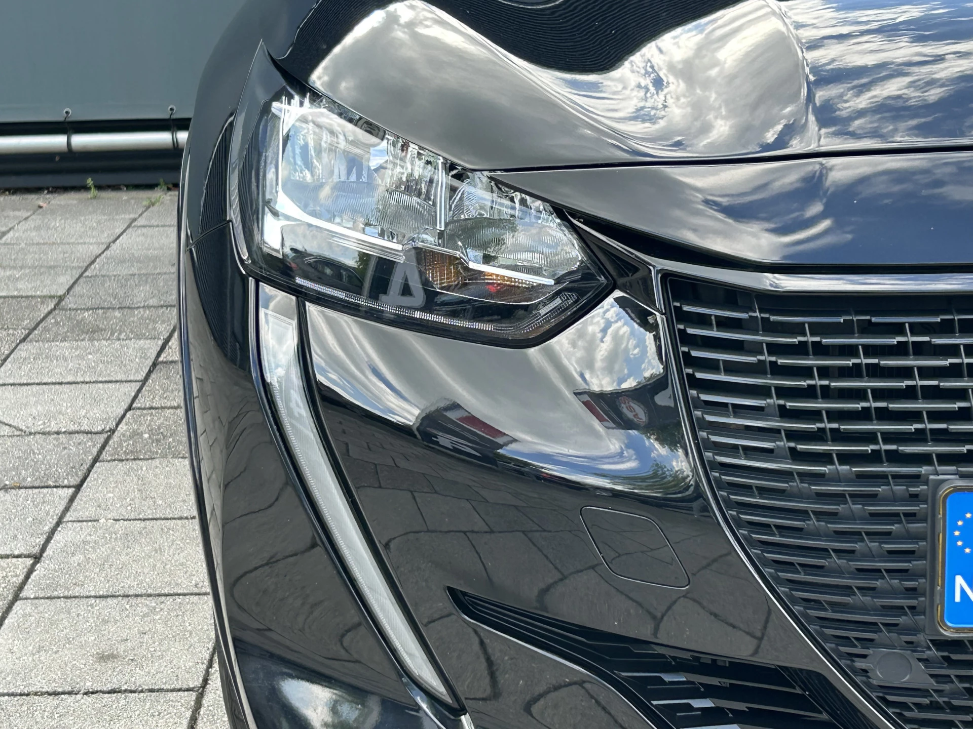 Hoofdafbeelding Peugeot e-208