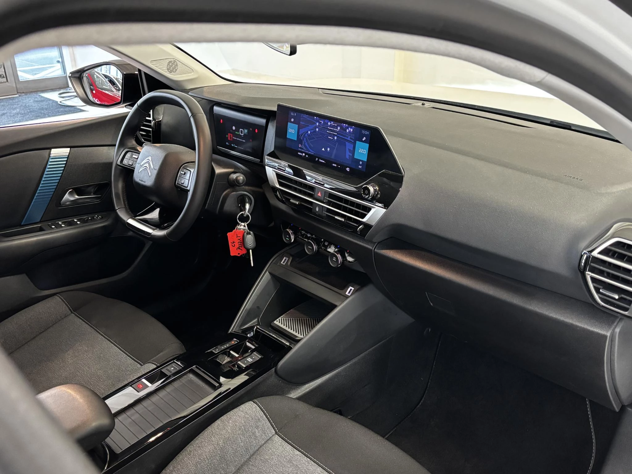 Hoofdafbeelding Citroën ë-C4