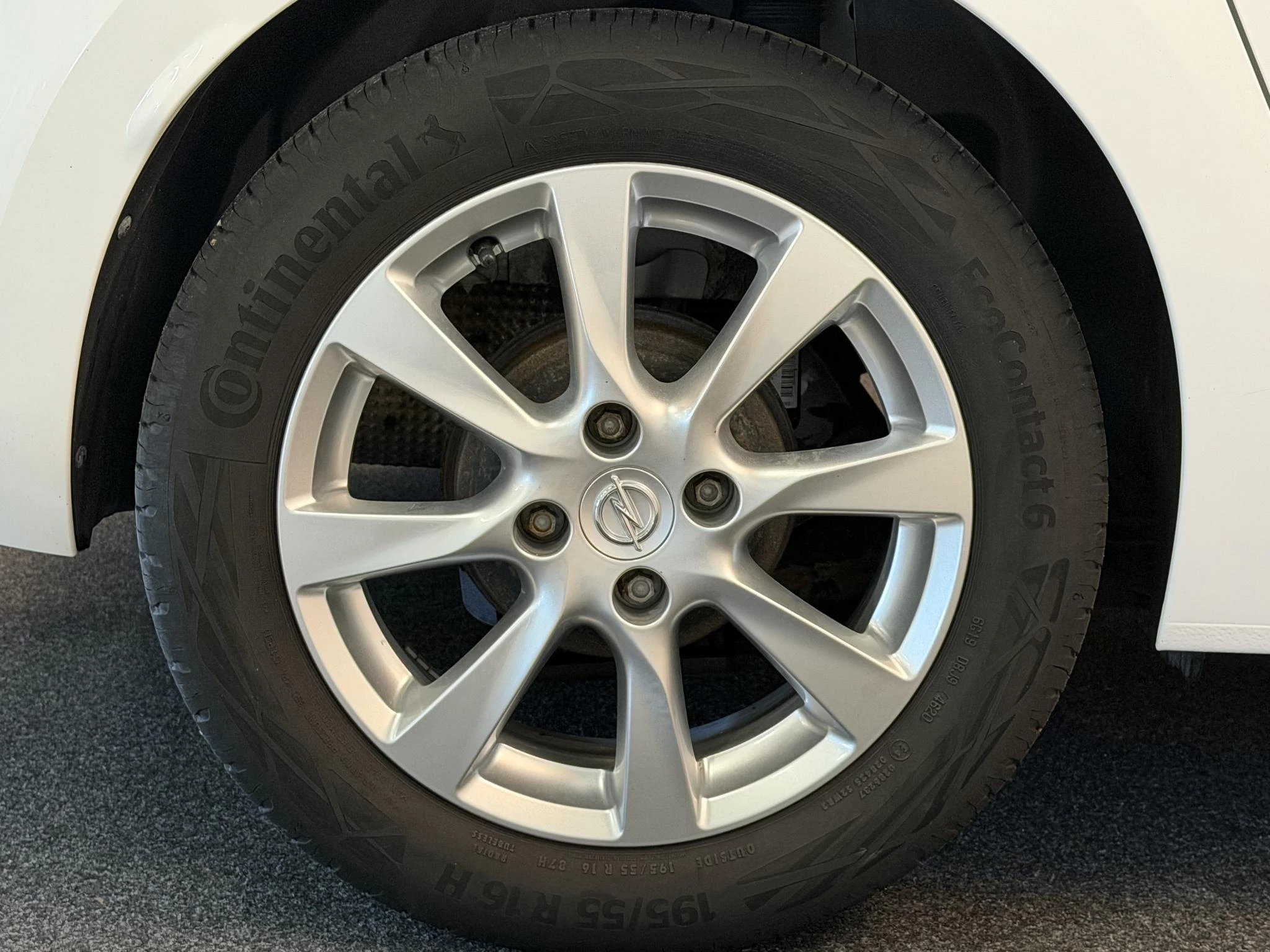 Hoofdafbeelding Opel Corsa