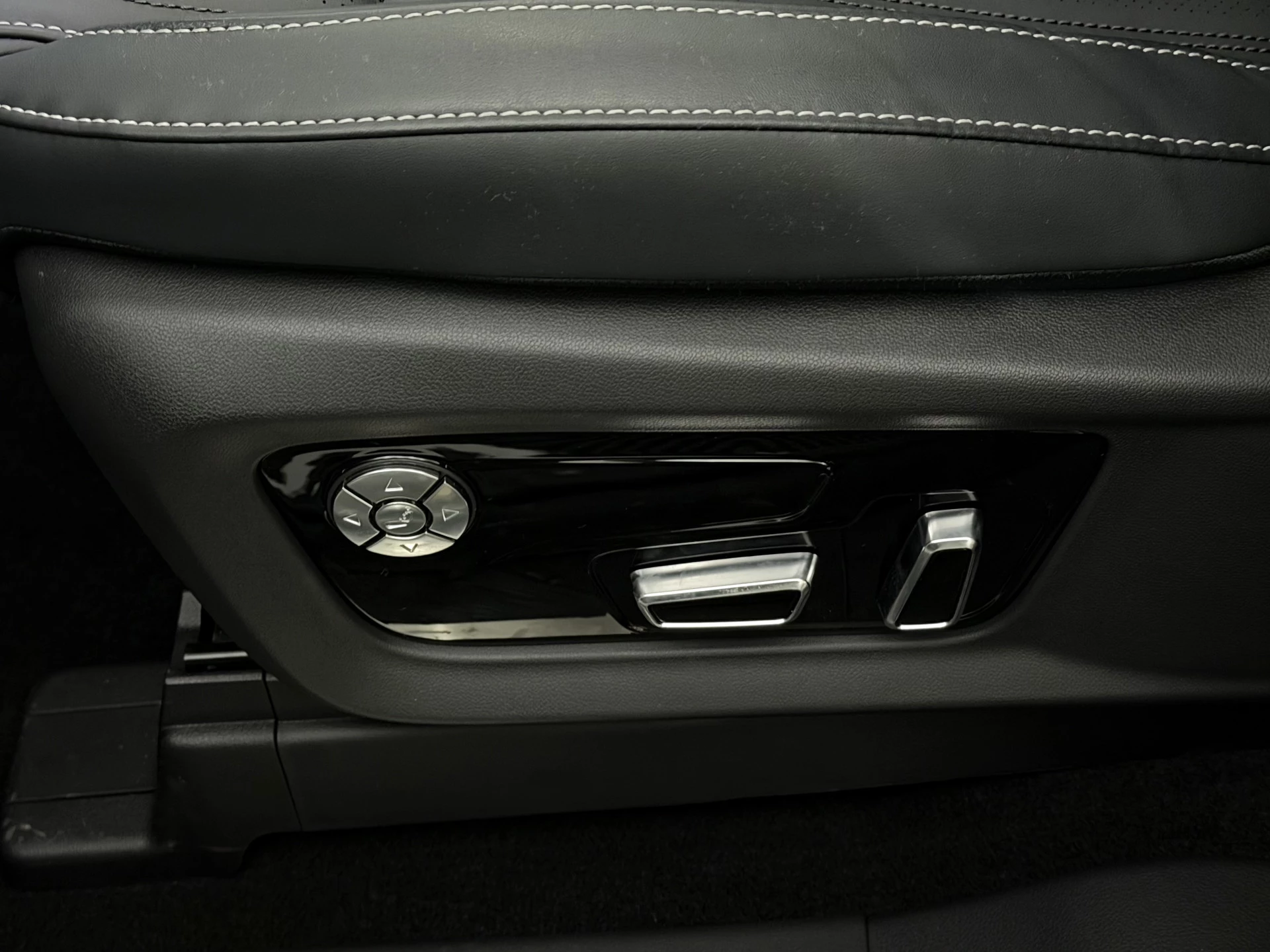 Hoofdafbeelding Forthing U-TOUR