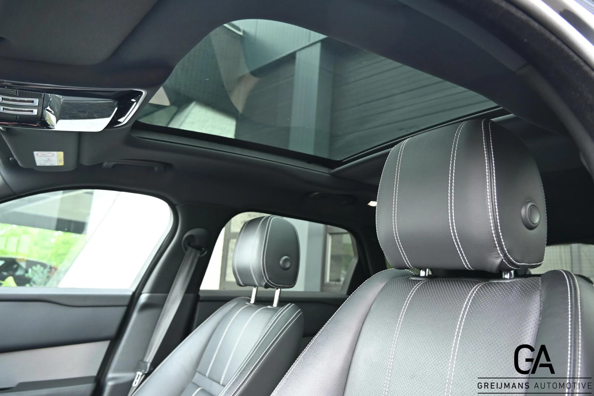 Hoofdafbeelding Land Rover Range Rover Velar