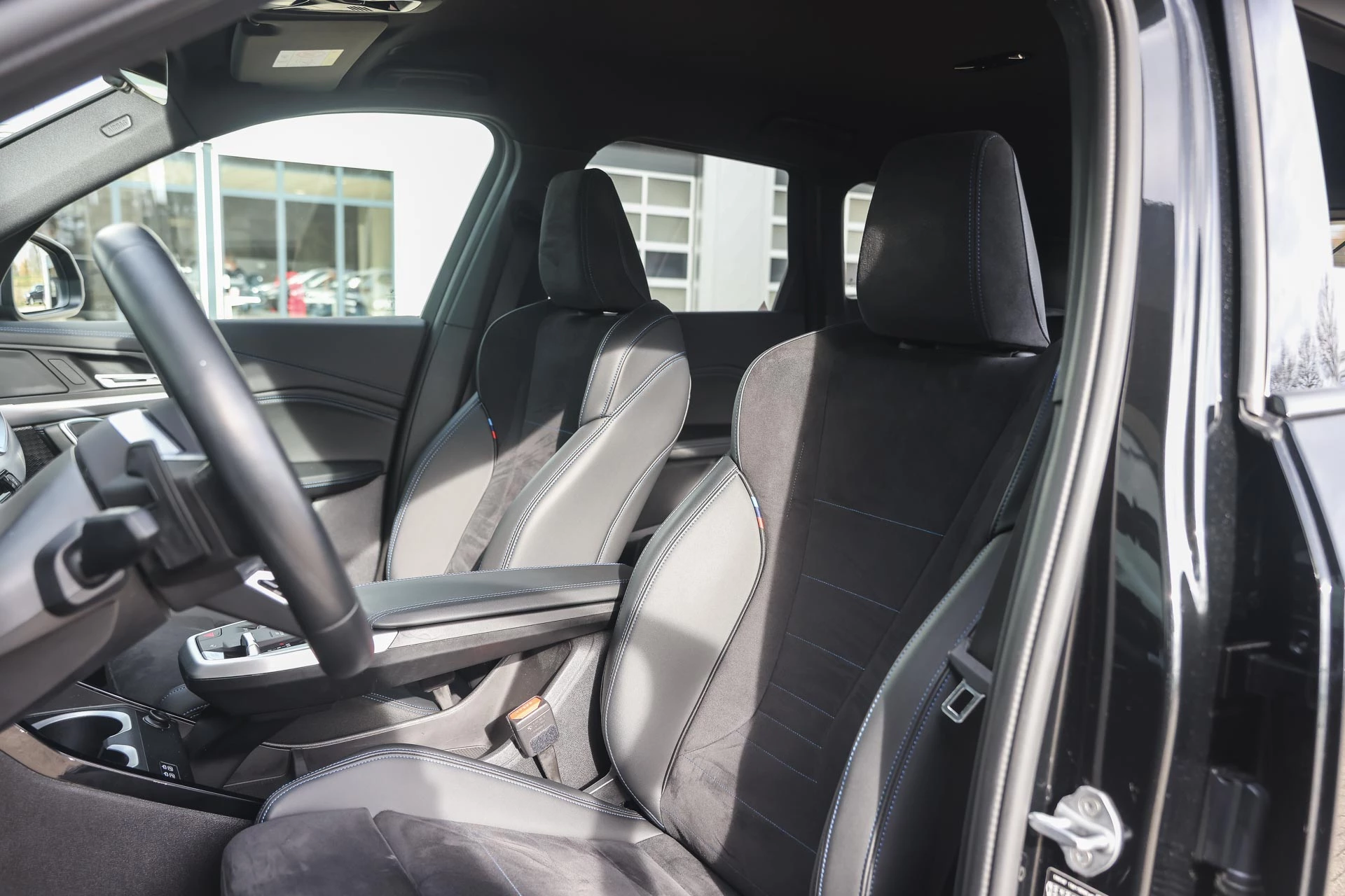 Hoofdafbeelding BMW iX1