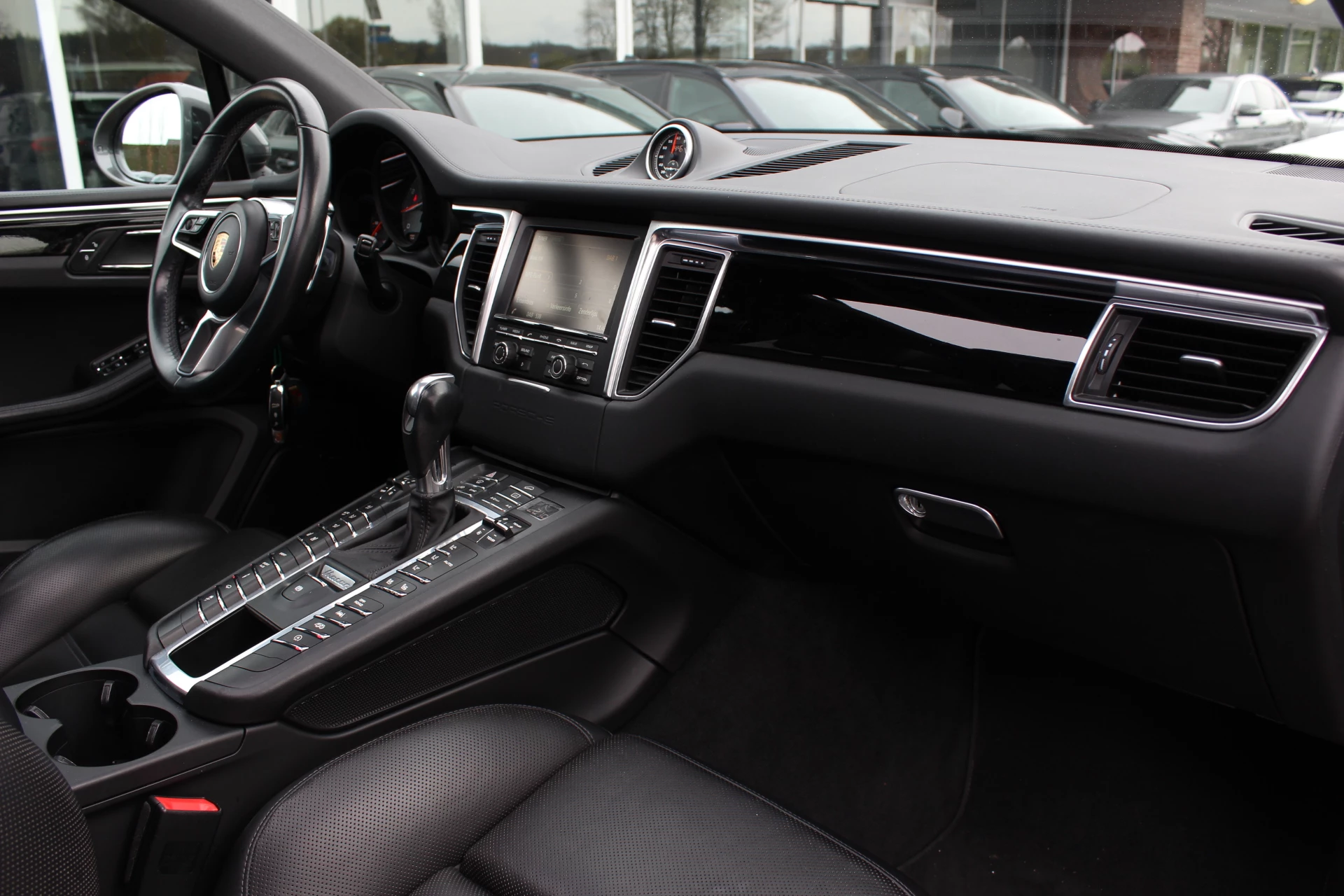 Hoofdafbeelding Porsche Macan