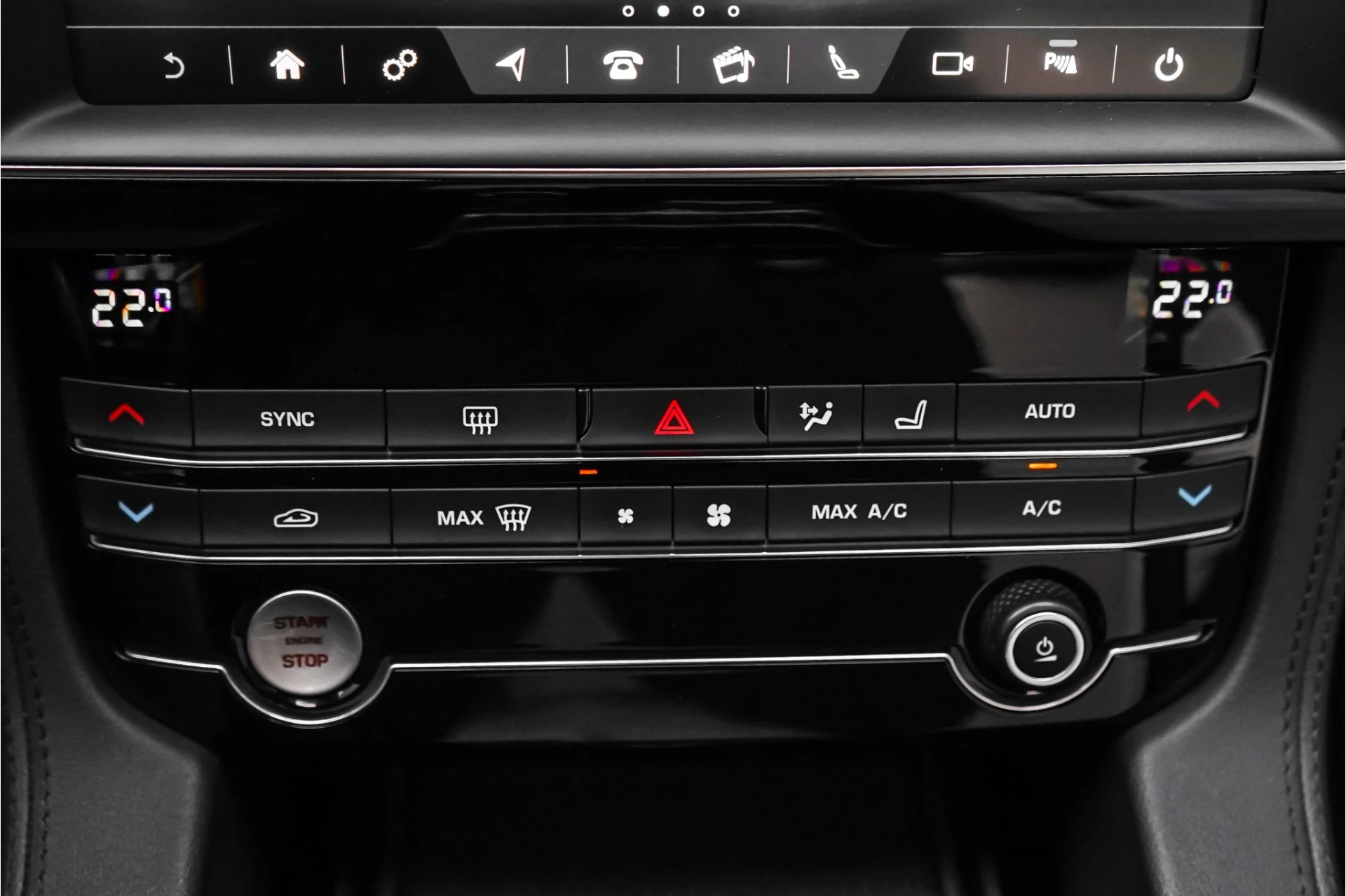 Hoofdafbeelding Jaguar F-PACE