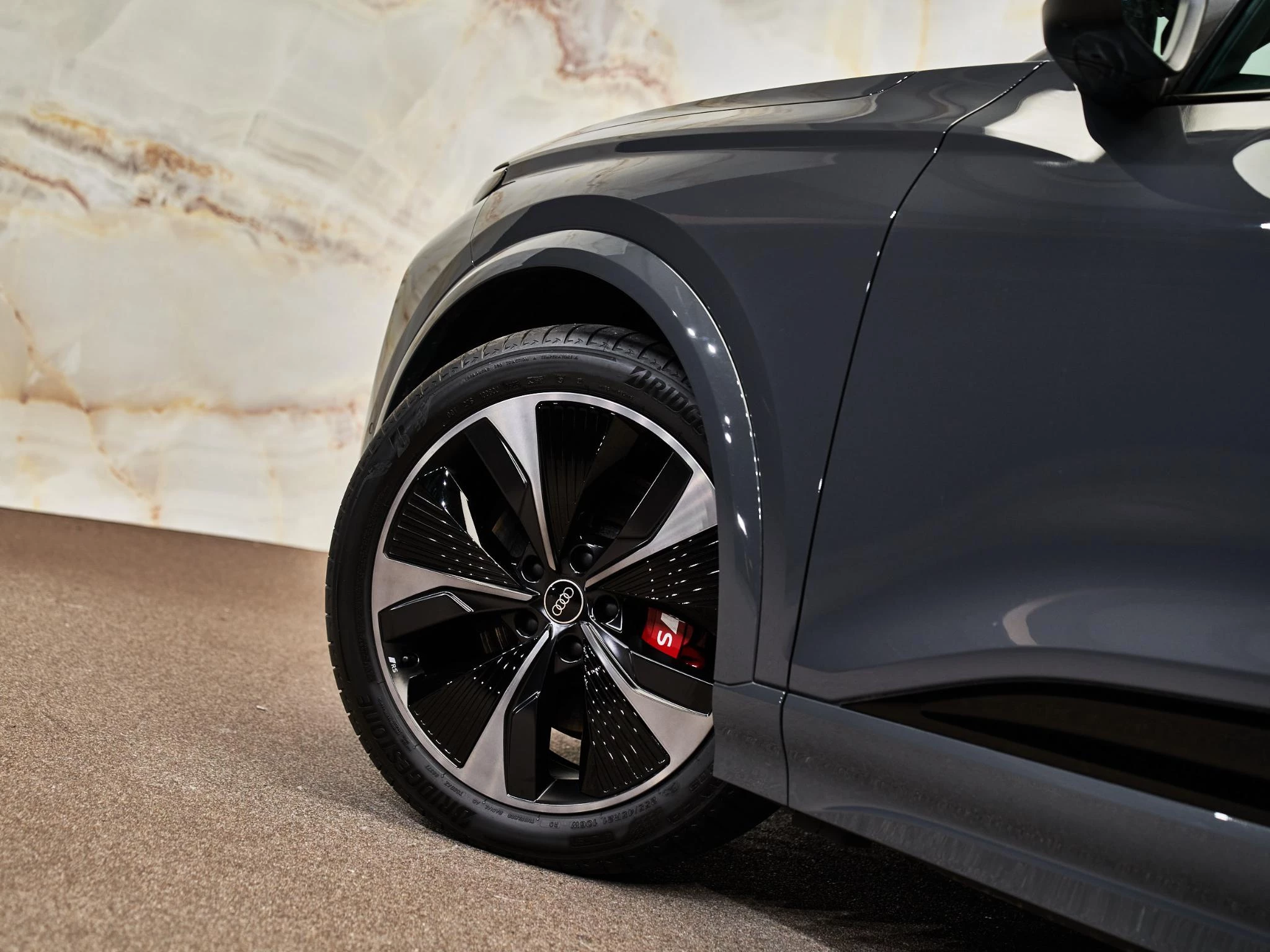 Hoofdafbeelding Audi SQ6 e-tron