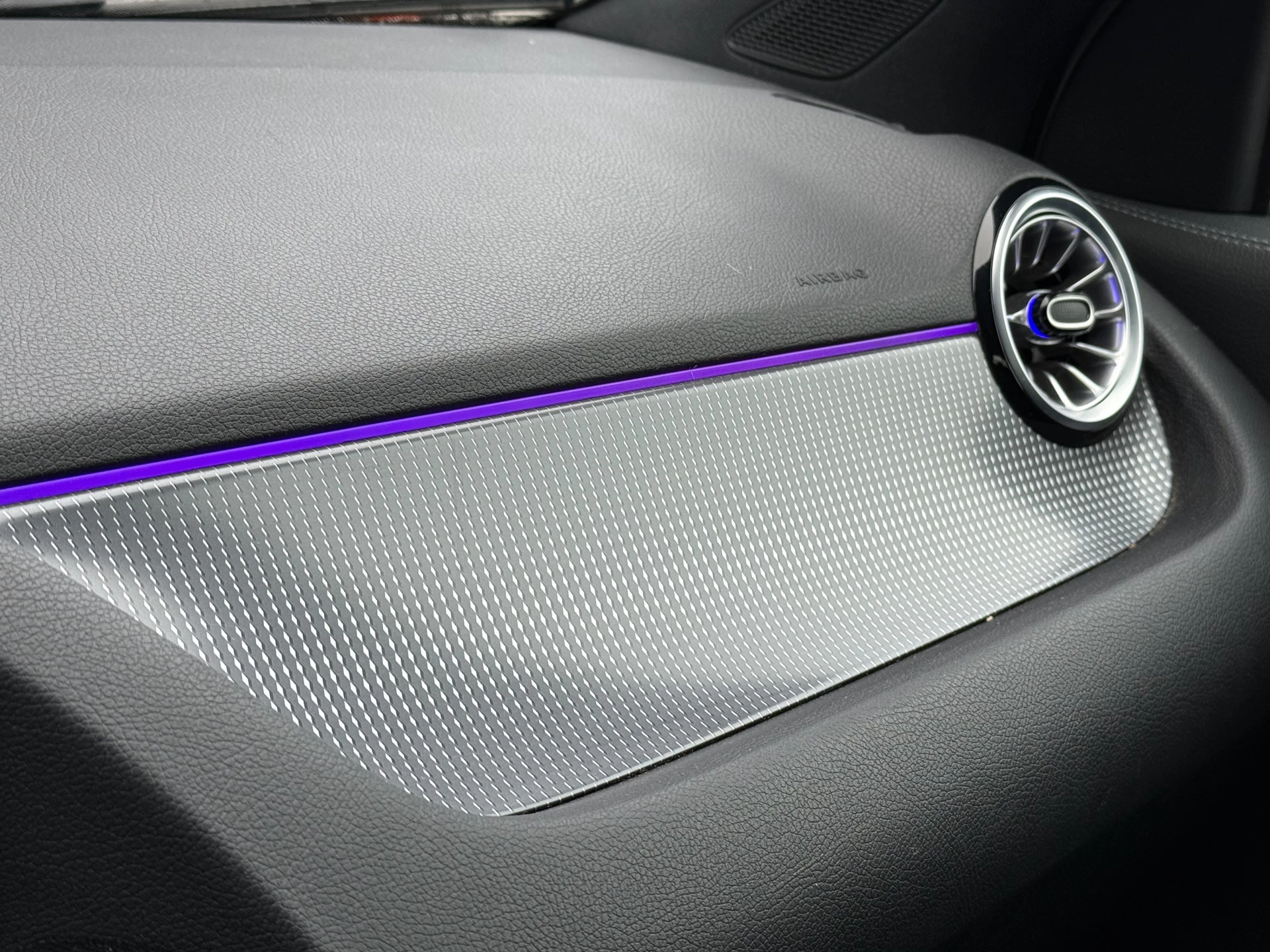 Hoofdafbeelding Mercedes-Benz EQA