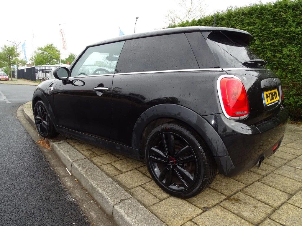 Hoofdafbeelding MINI One