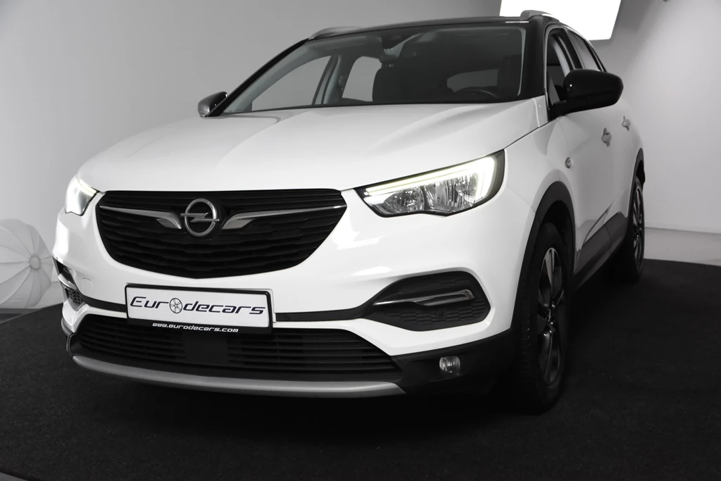 Hoofdafbeelding Opel Grandland X