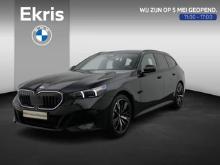 BMW 5 serie Touring 520i M Sportpakket Pro | Iconic Glow | Panoramadak | Trekhaak | Travel Pack | Innovation Pack | Comfort Pack | Showroom Selection