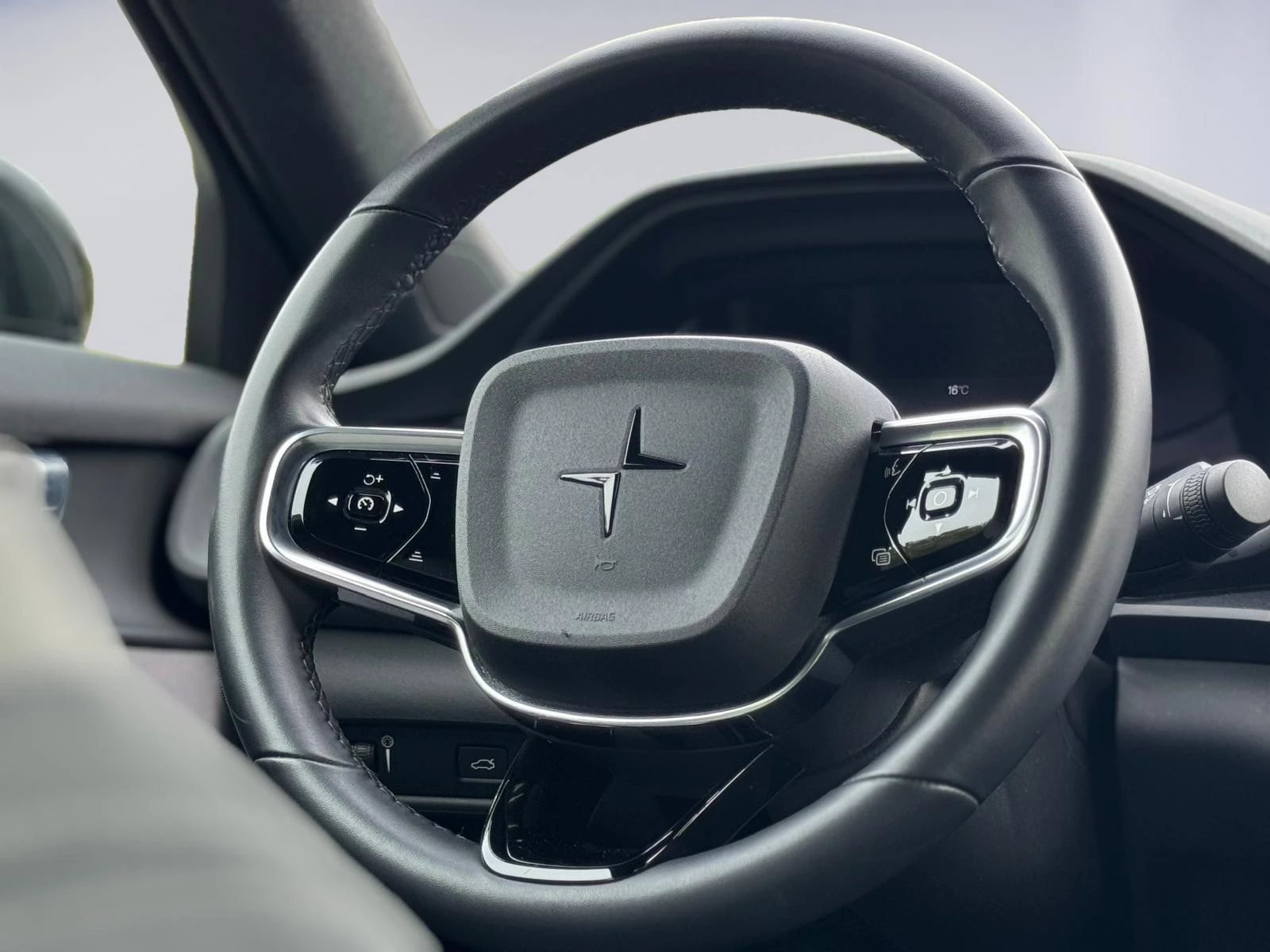 Hoofdafbeelding Polestar 2