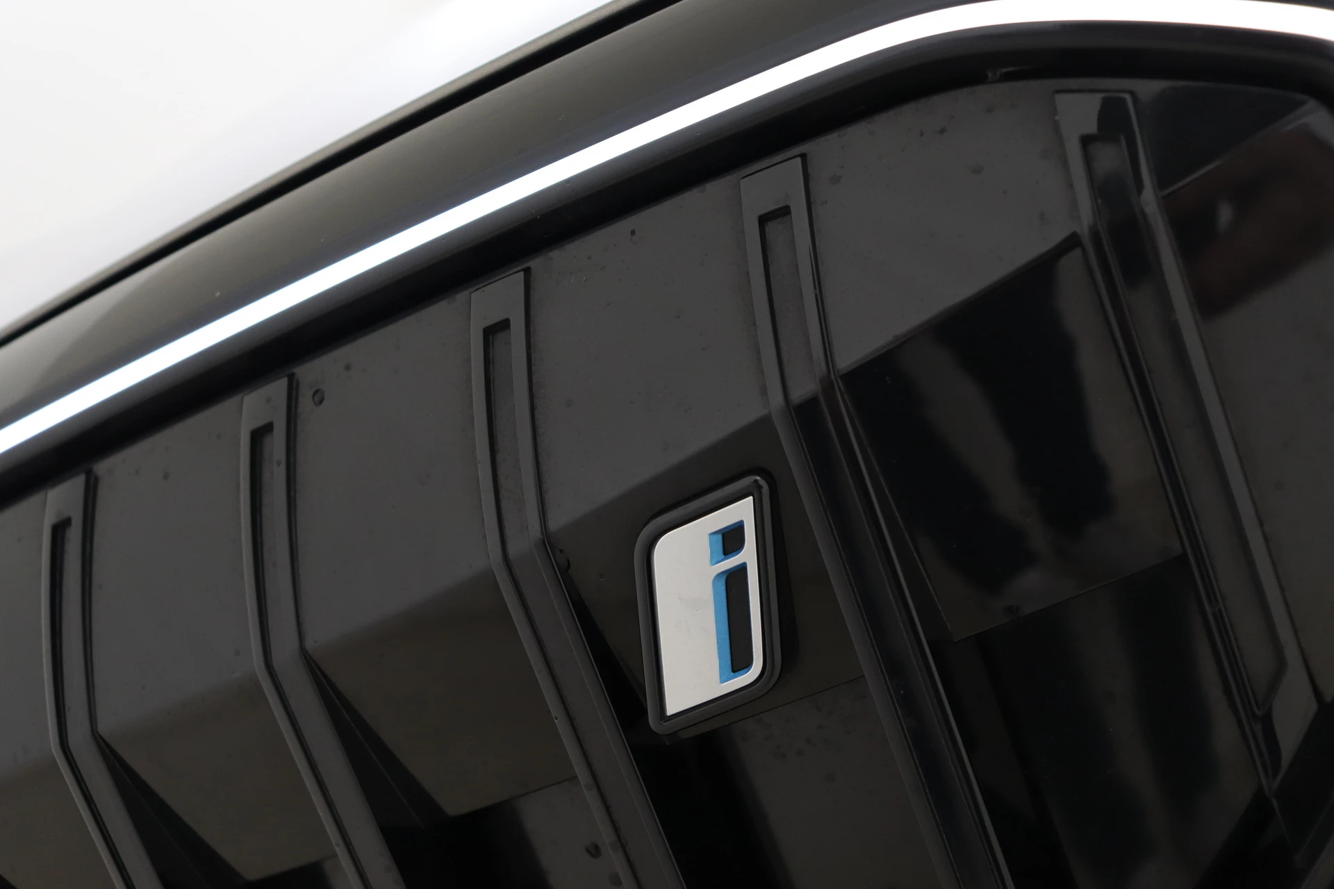 Hoofdafbeelding BMW i5
