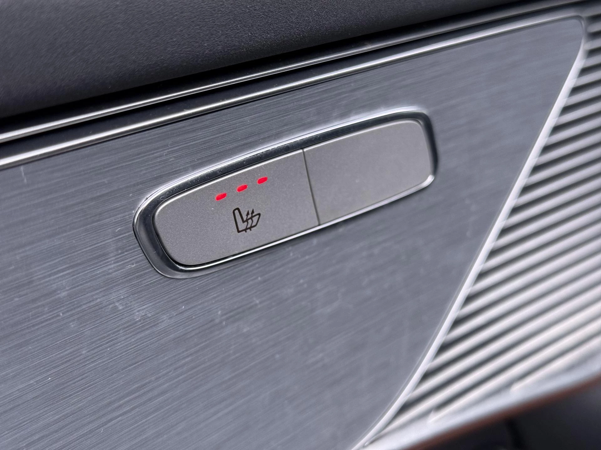 Hoofdafbeelding Mercedes-Benz EQC