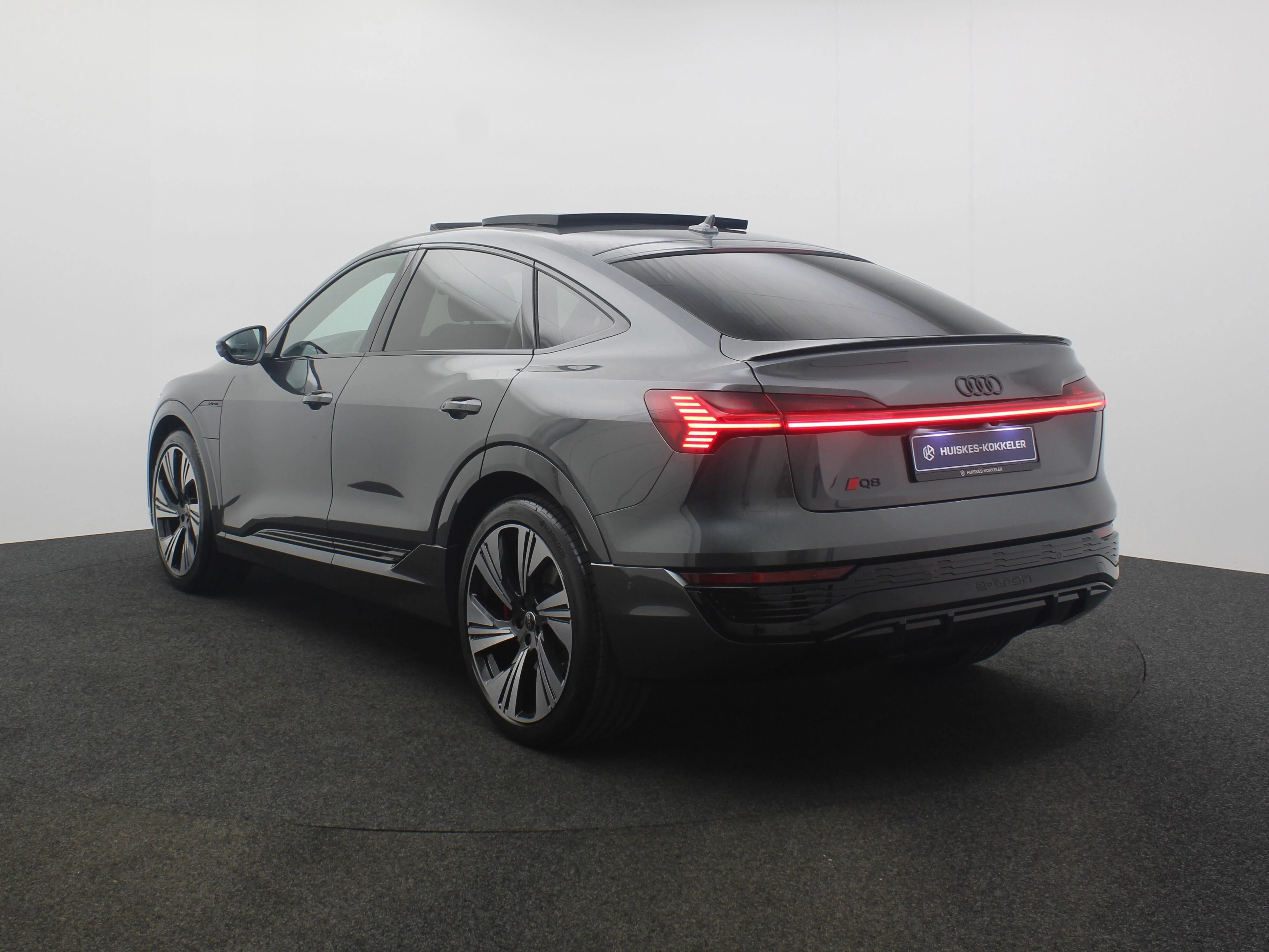 Hoofdafbeelding Audi Q8 Sportback e-tron