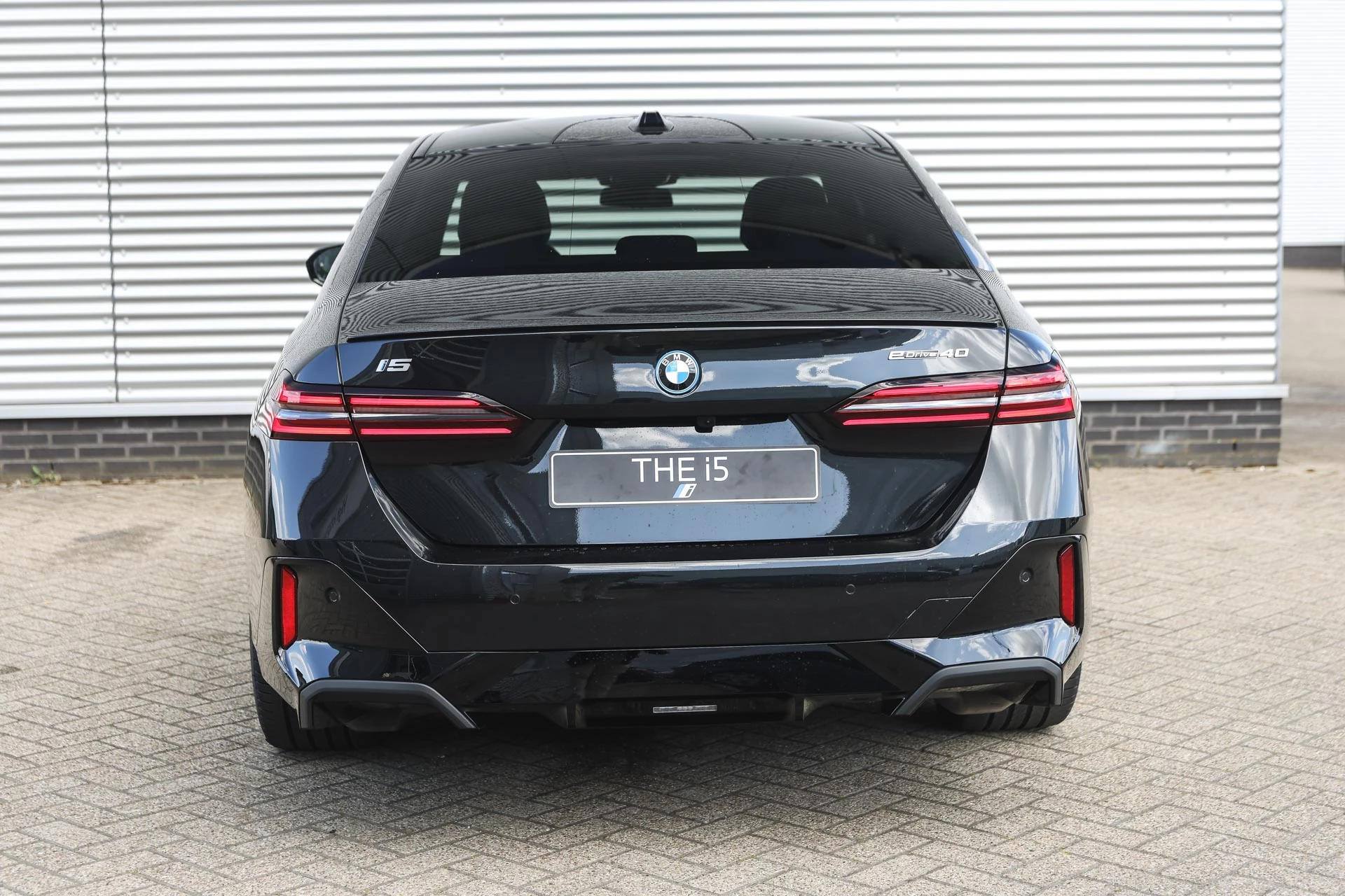 Hoofdafbeelding BMW i5