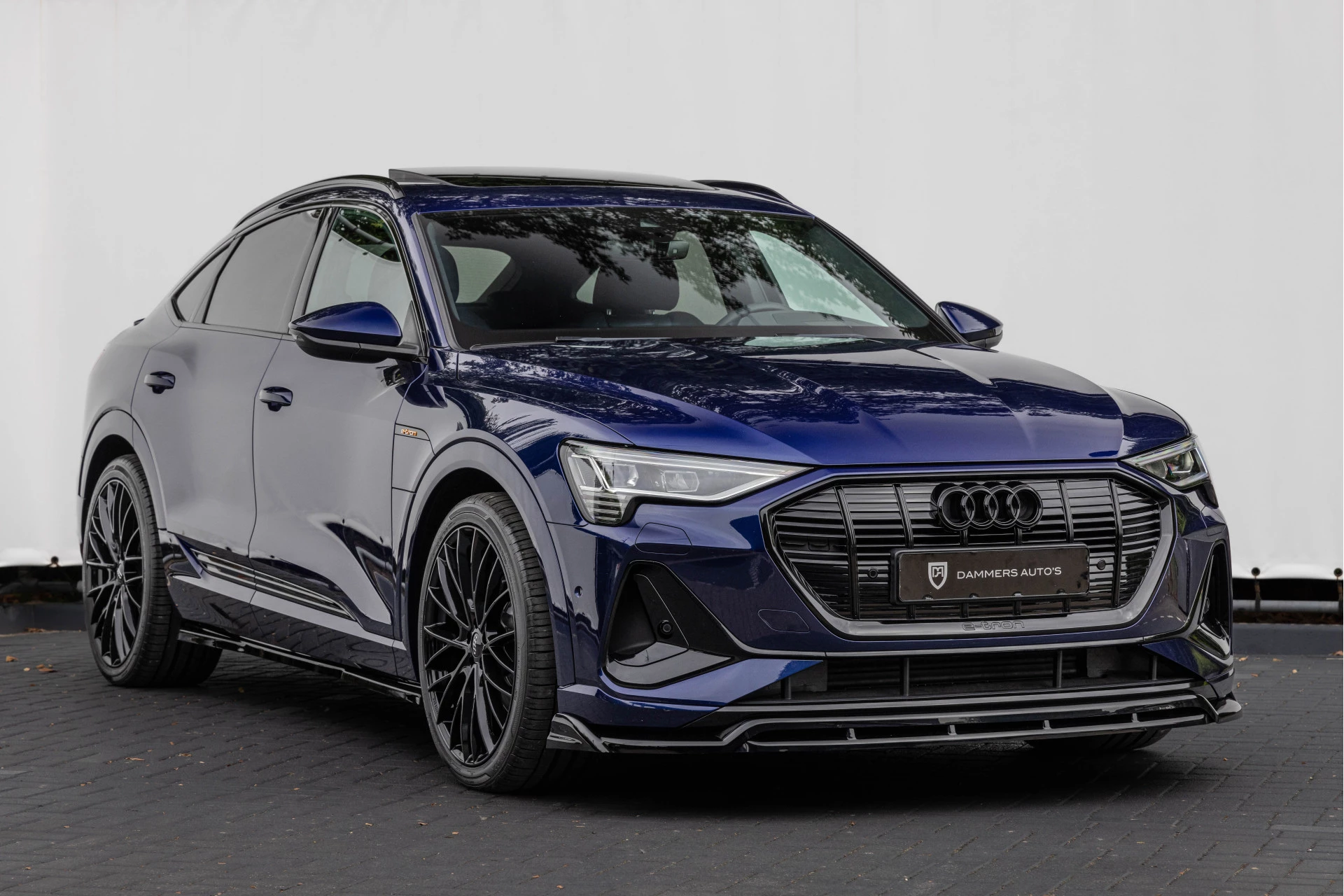 Hoofdafbeelding Audi e-tron