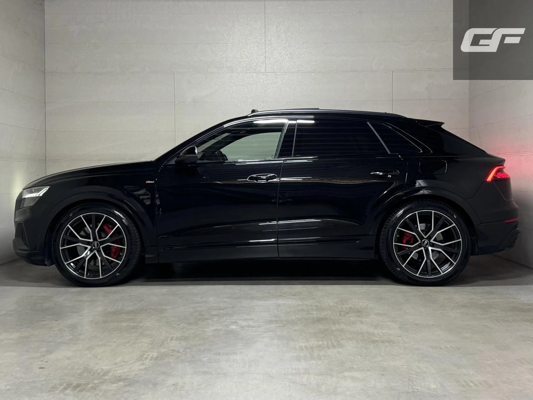 Hoofdafbeelding Audi Q8