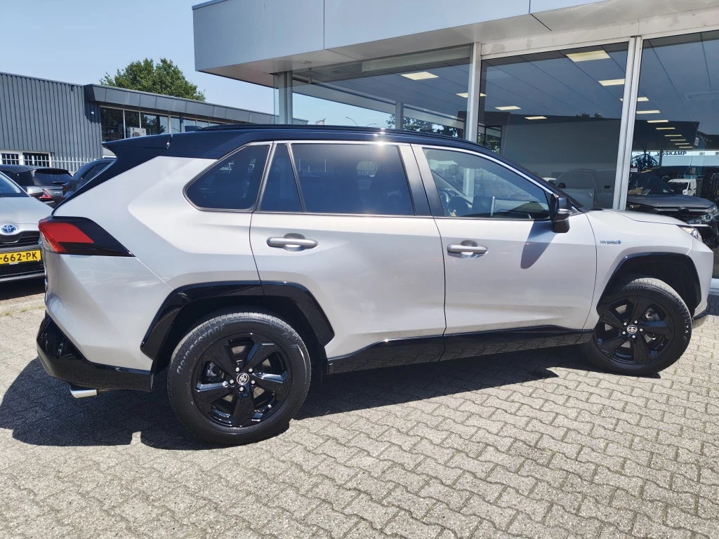 Hoofdafbeelding Toyota RAV4