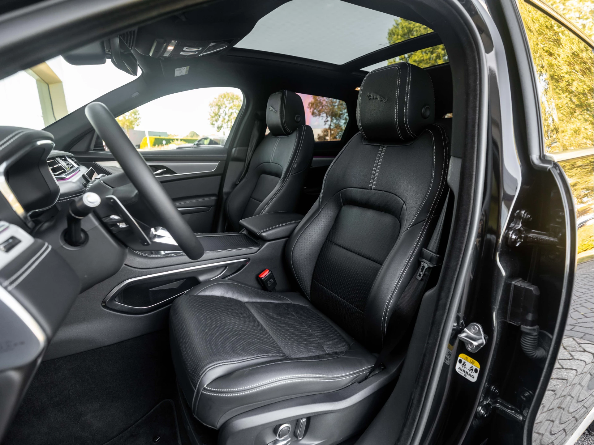 Hoofdafbeelding Jaguar F-PACE