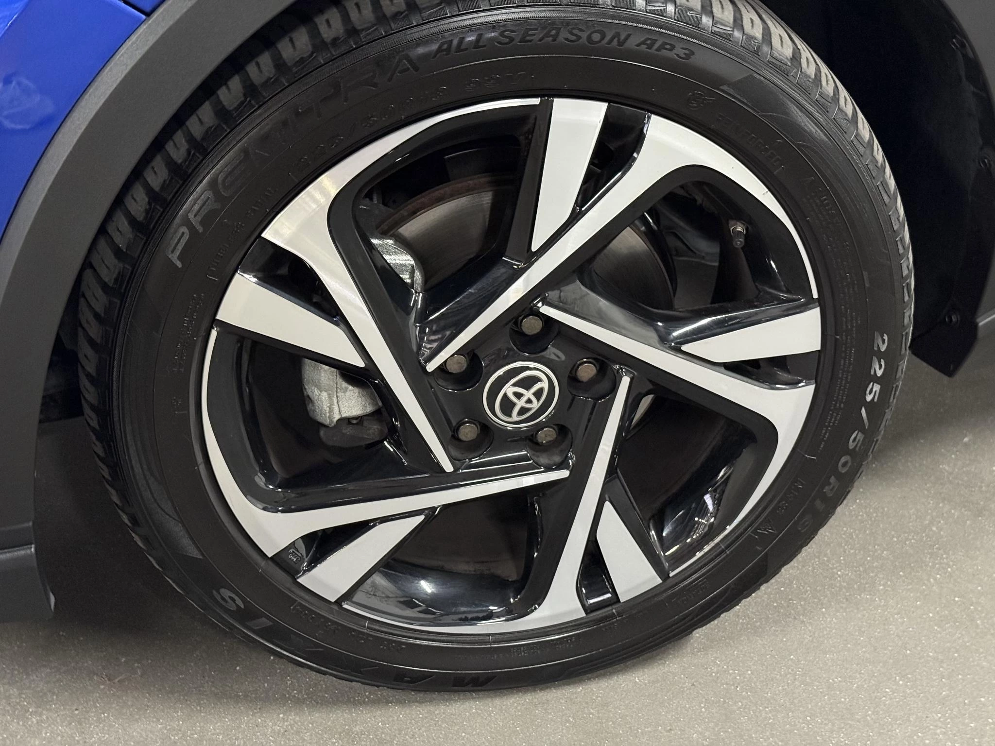 Hoofdafbeelding Toyota C-HR