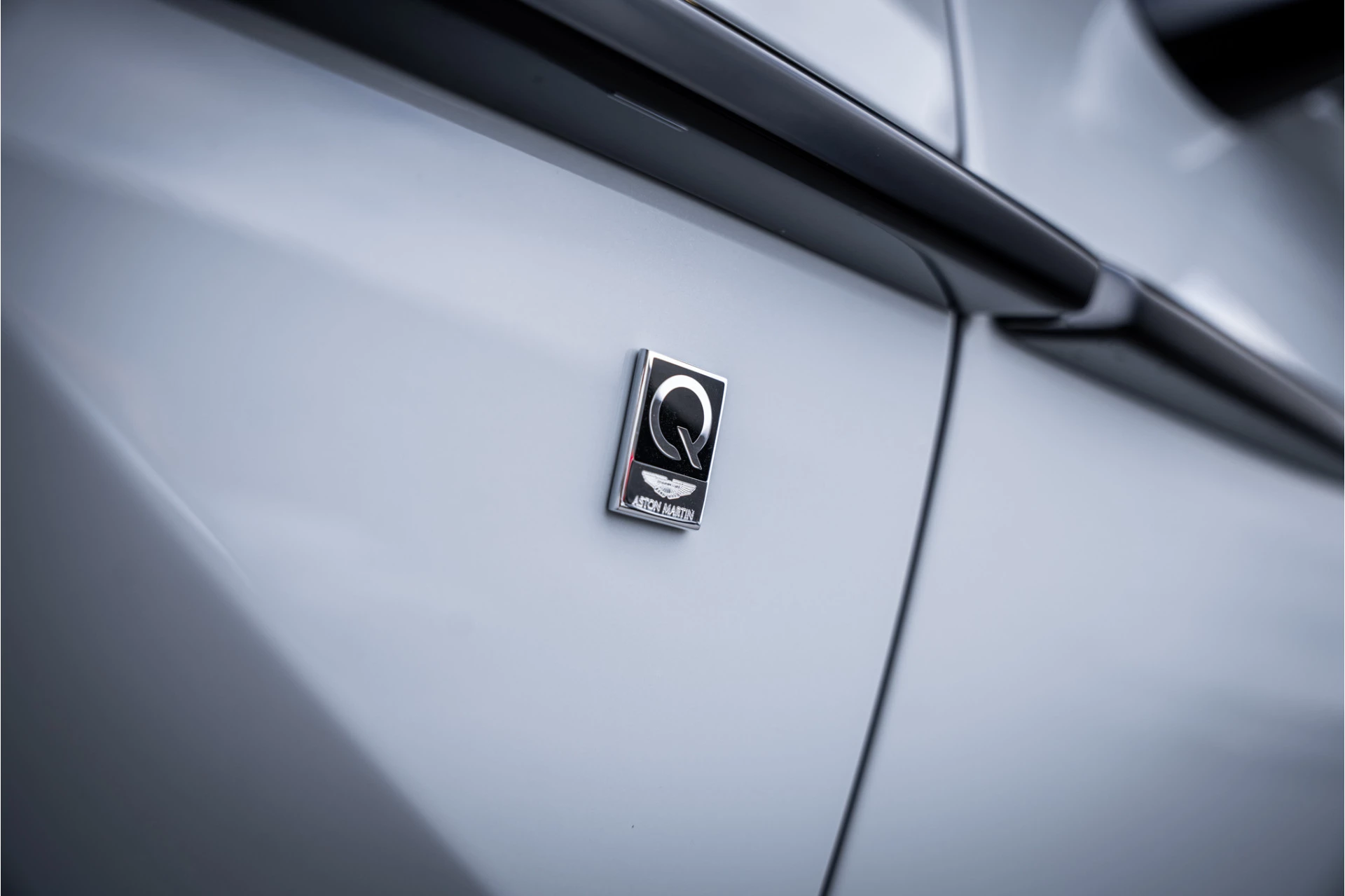 Hoofdafbeelding Aston Martin DBX