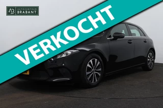 Mercedes-Benz A-klasse 180 Business Solution Automaat (NAVIGATIE, STOELVERWARMING, CAMERA, PDC, 1e EIGENAAR, GOED ONDERHOUDEN)