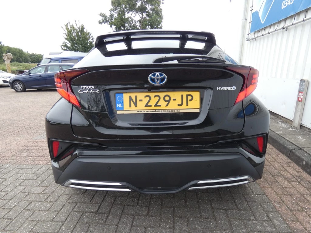 Hoofdafbeelding Toyota C-HR