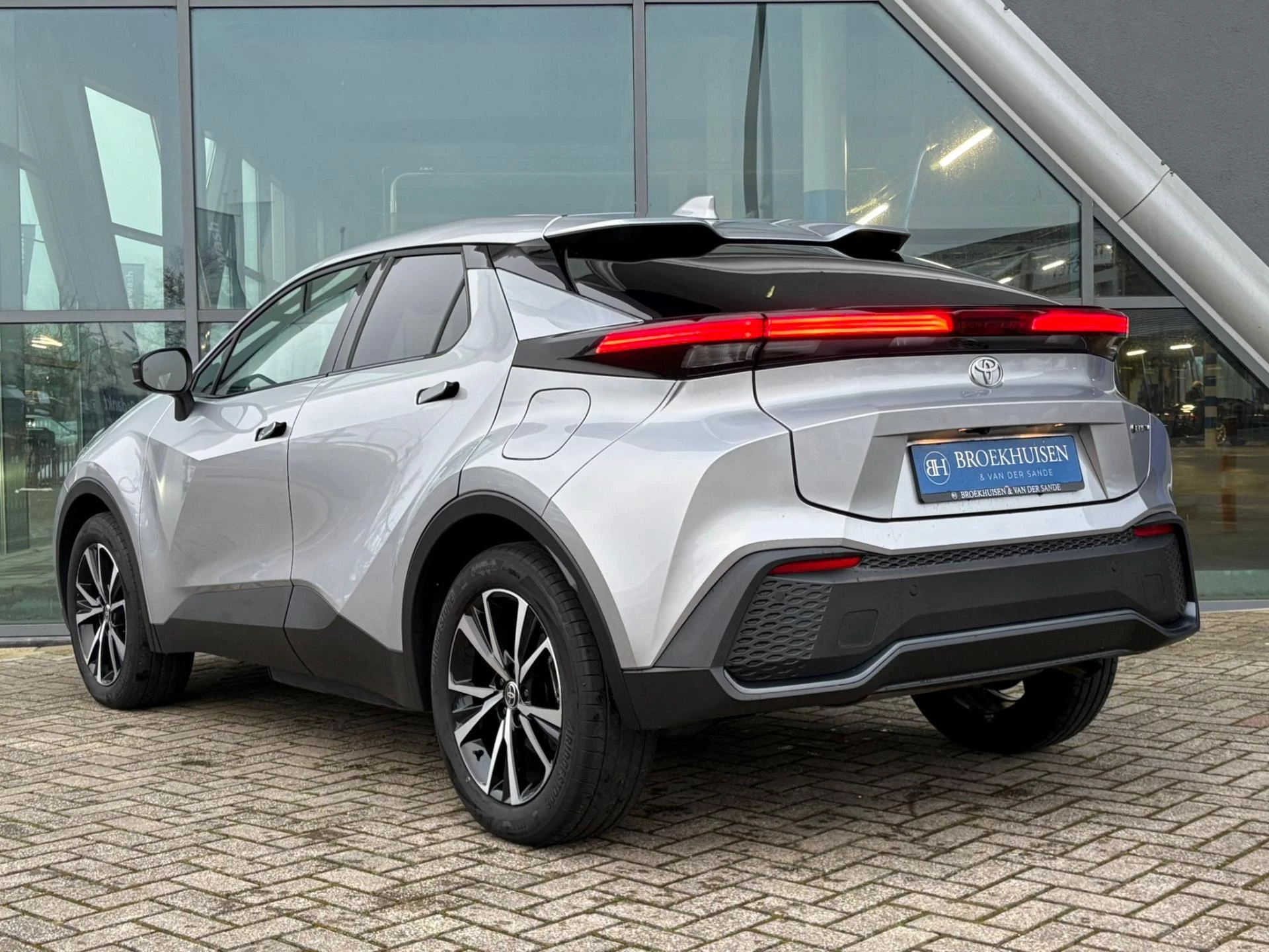 Hoofdafbeelding Toyota C-HR