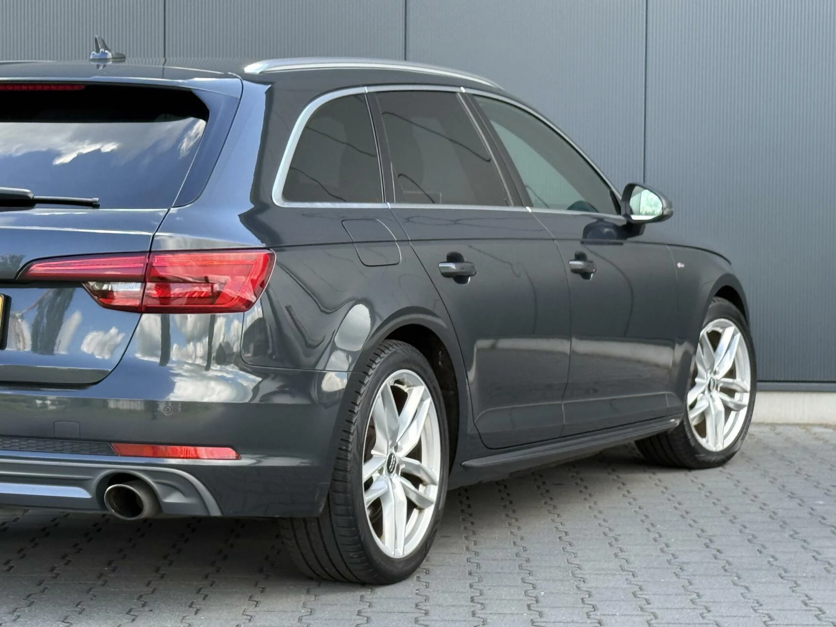 Hoofdafbeelding Audi A4