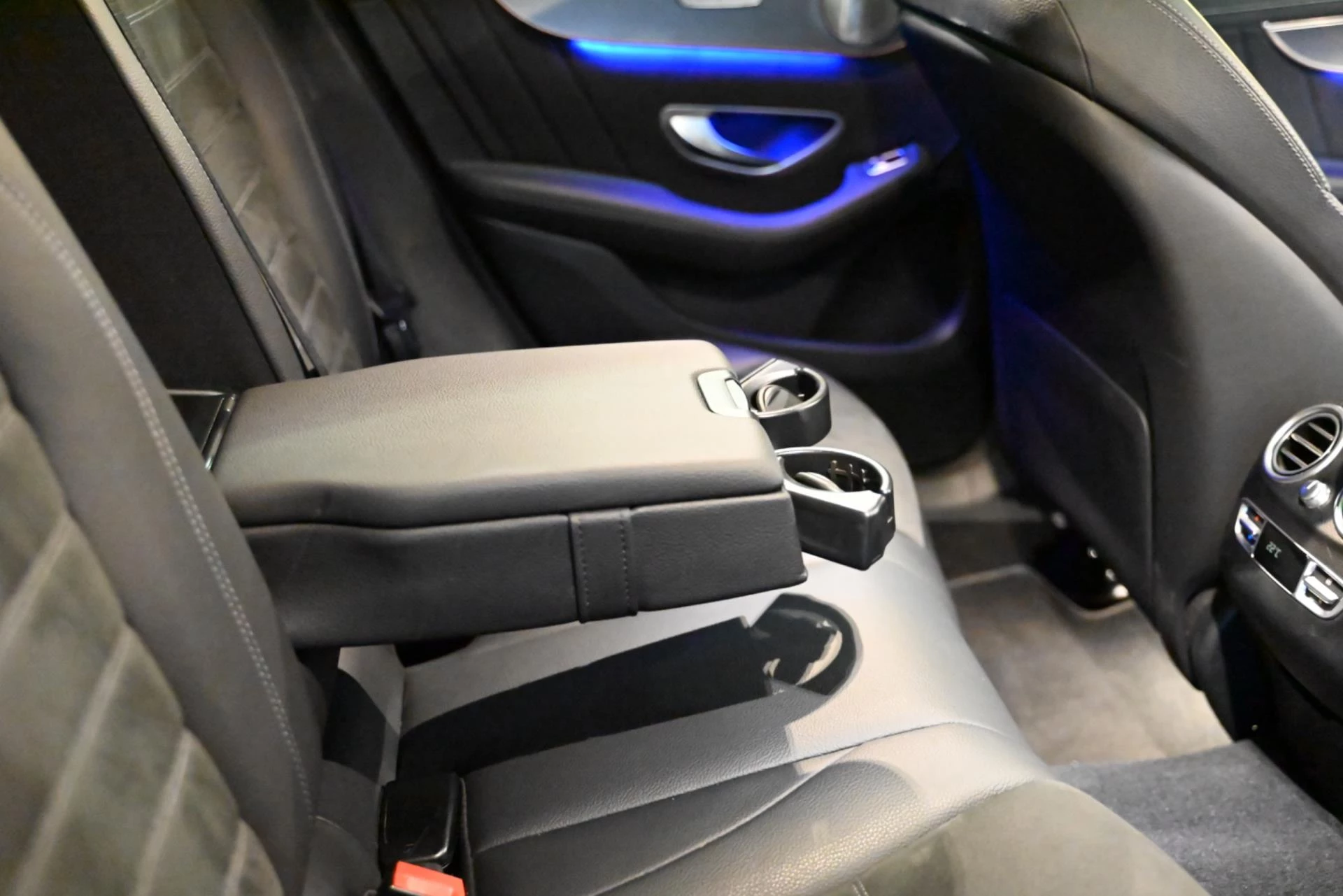 Hoofdafbeelding Mercedes-Benz EQC