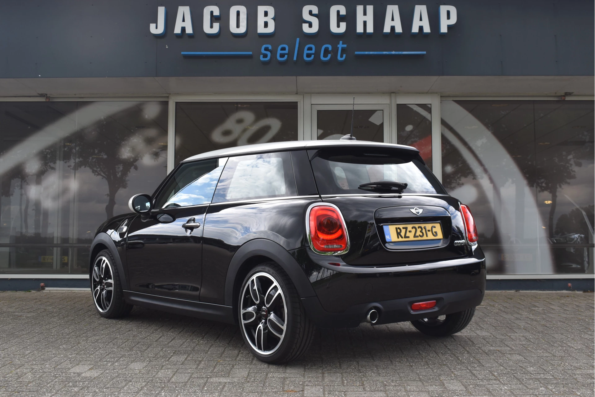 Hoofdafbeelding MINI Cooper
