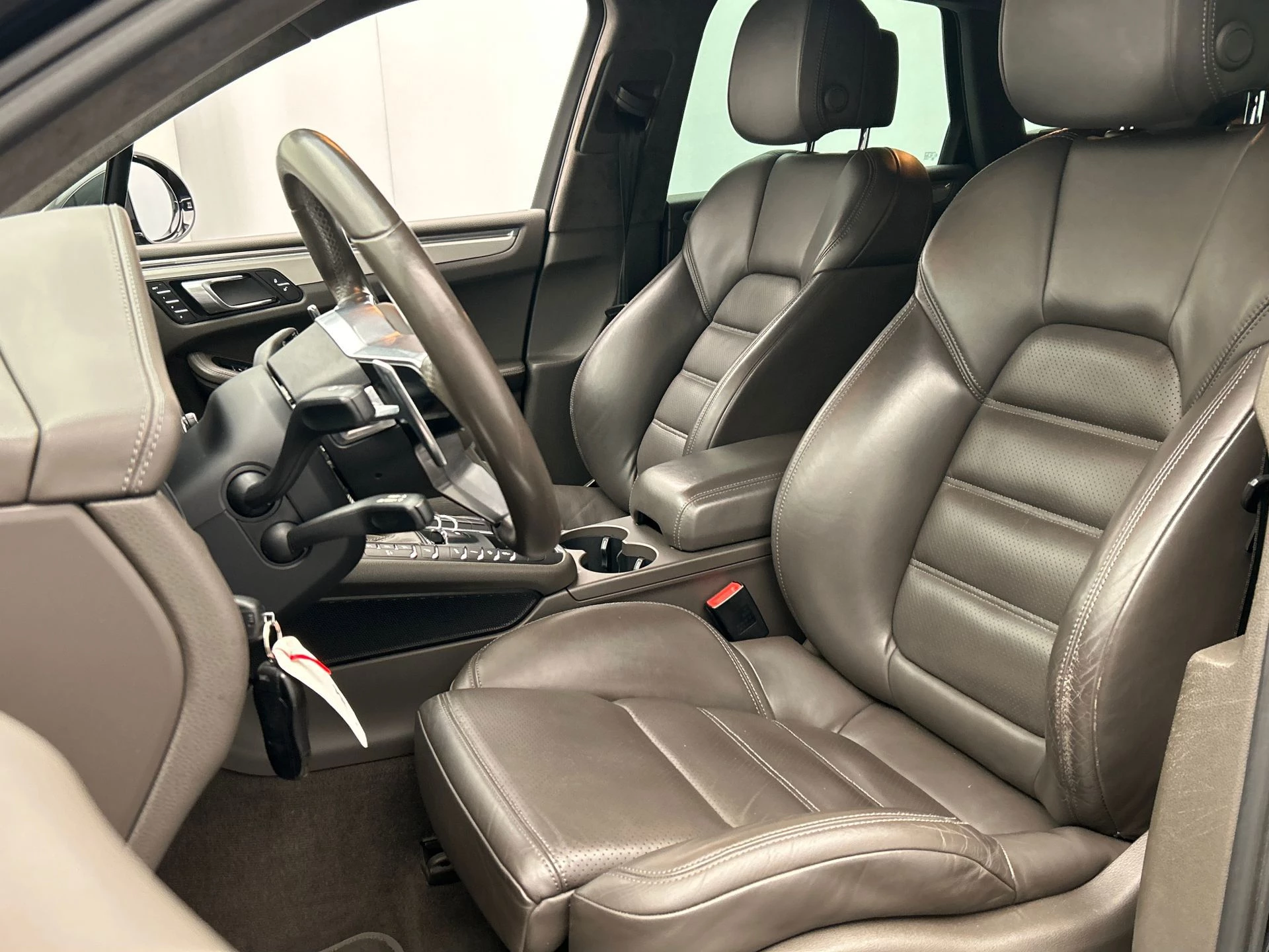 Hoofdafbeelding Porsche Macan