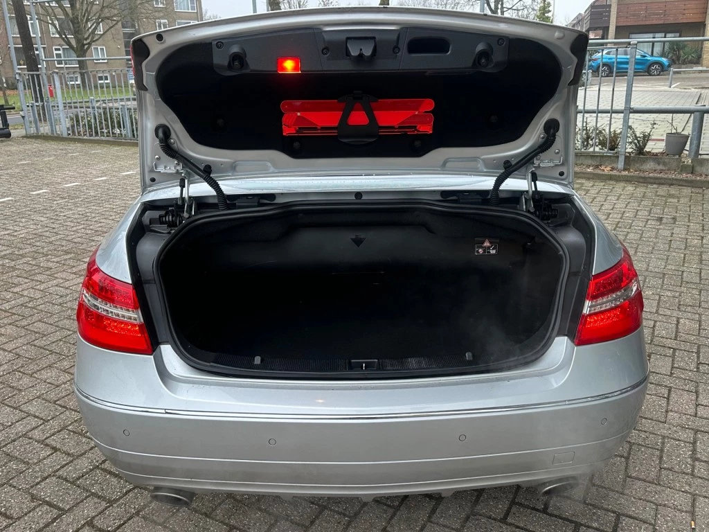 Hoofdafbeelding Mercedes-Benz E-Klasse