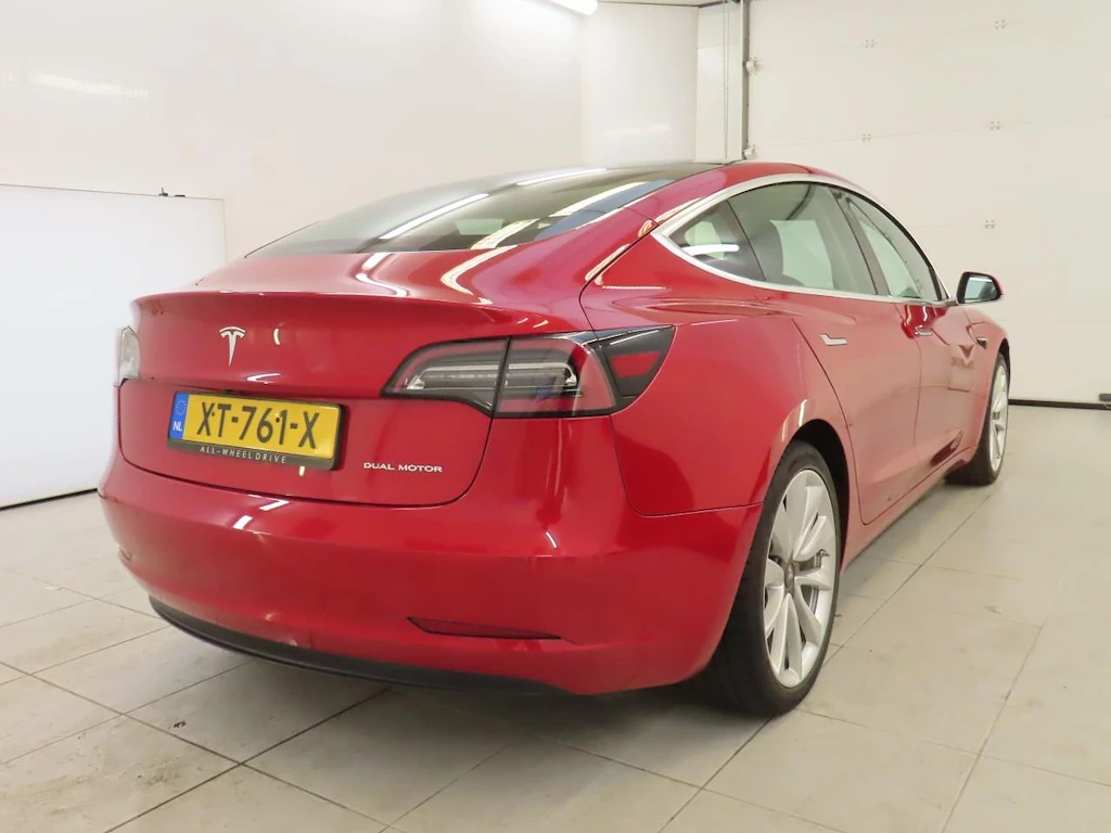 Hoofdafbeelding Tesla Model 3