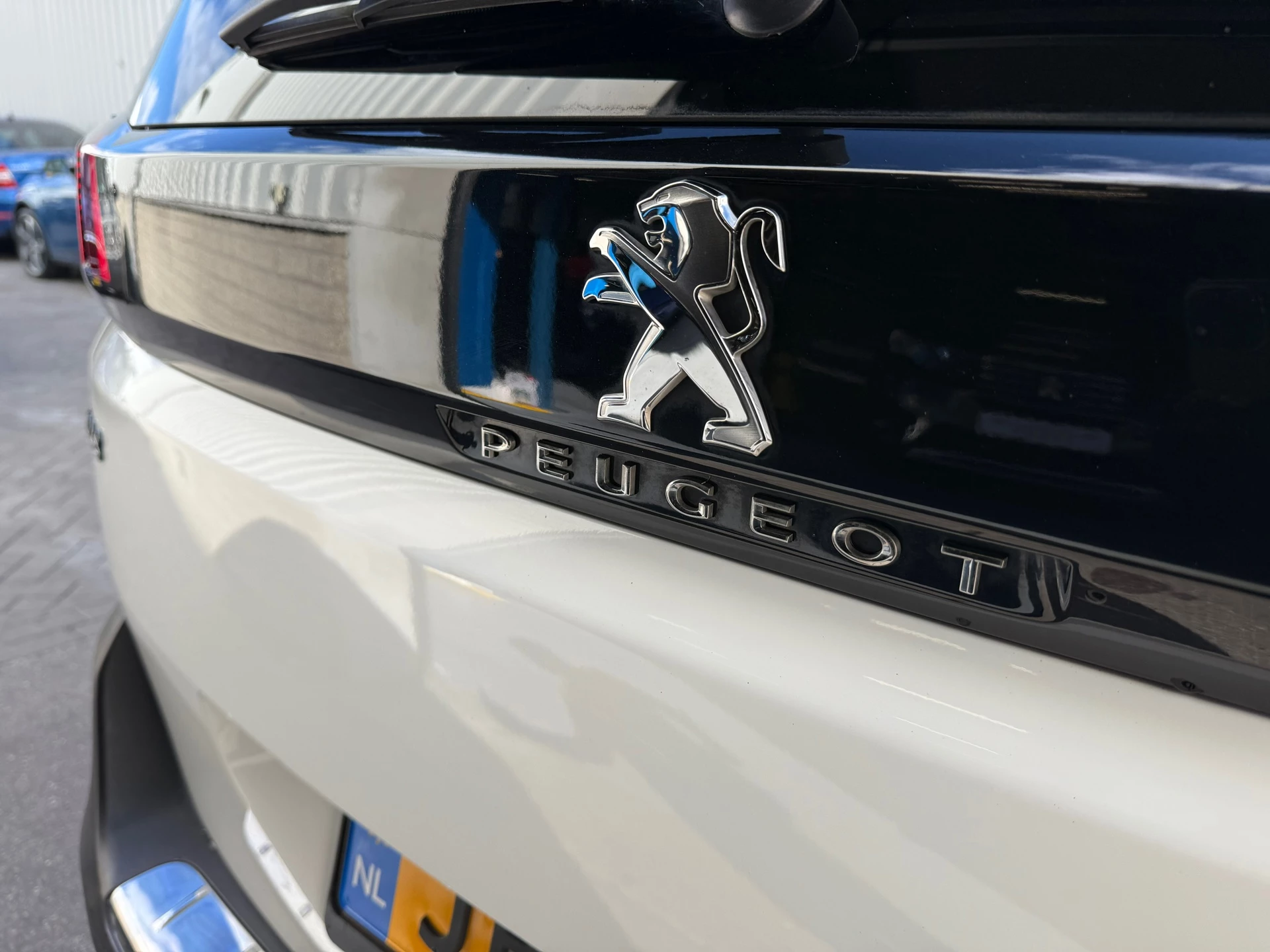 Hoofdafbeelding Peugeot 5008
