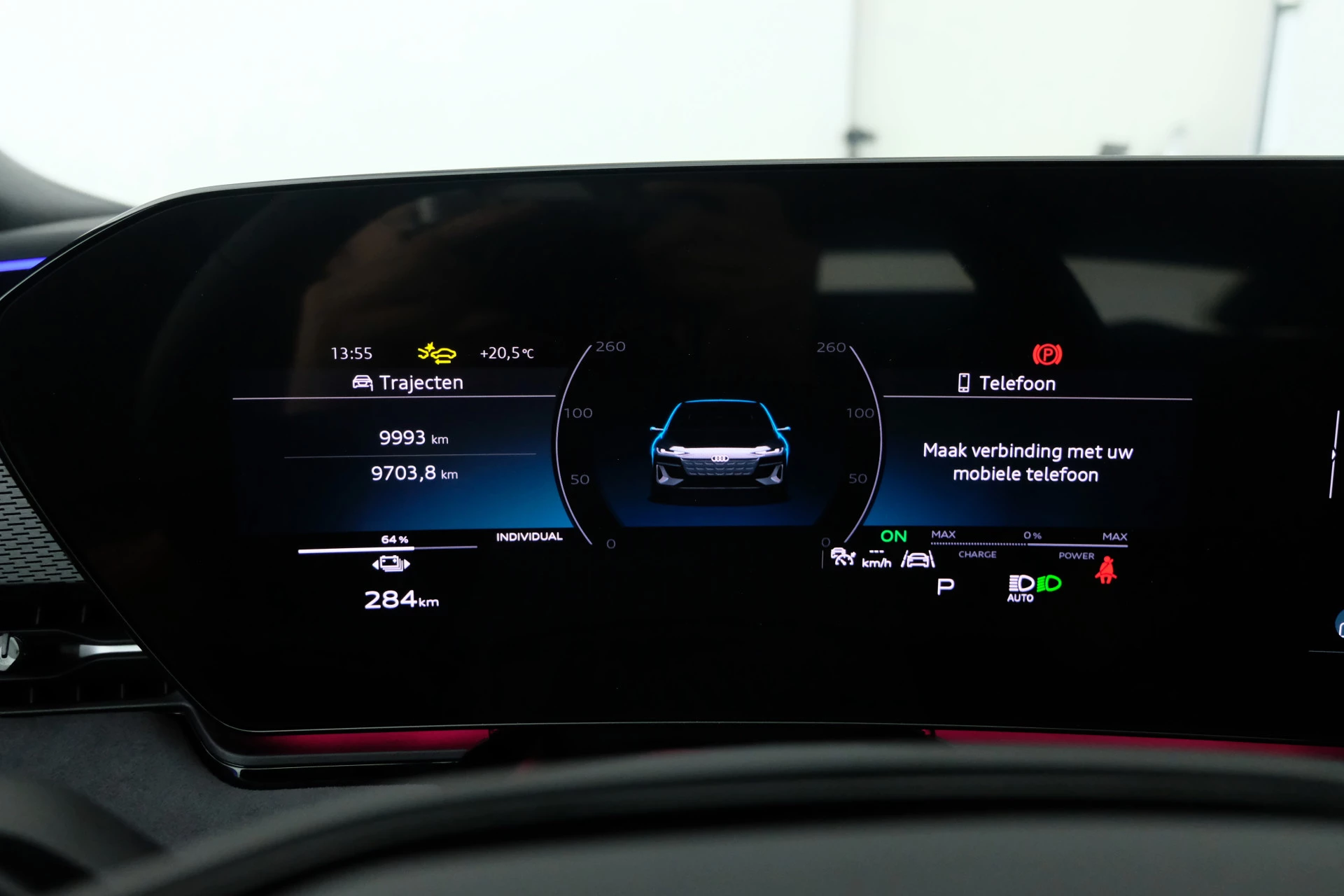 Hoofdafbeelding Audi A6 Avant e-tron