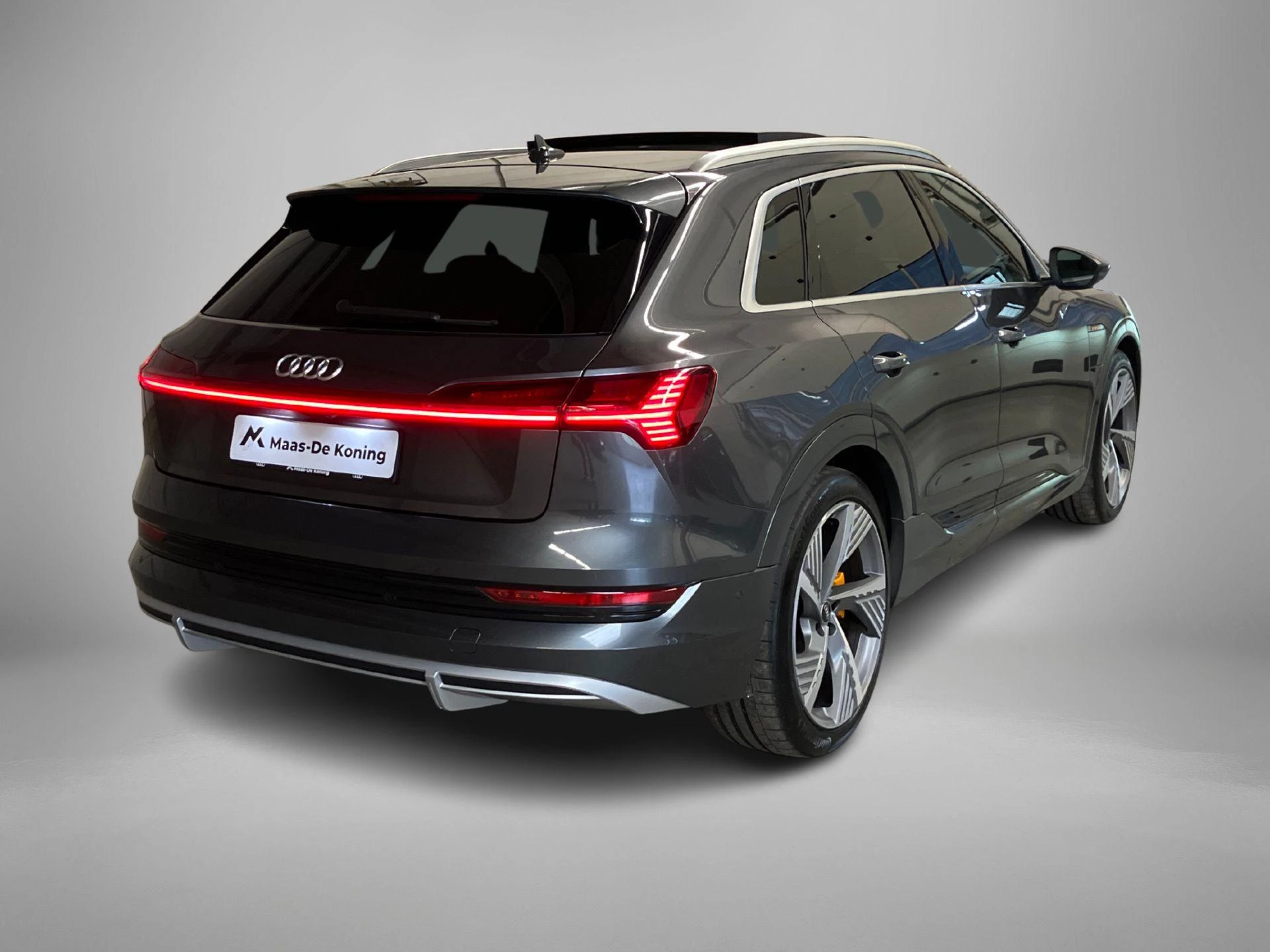 Hoofdafbeelding Audi e-tron