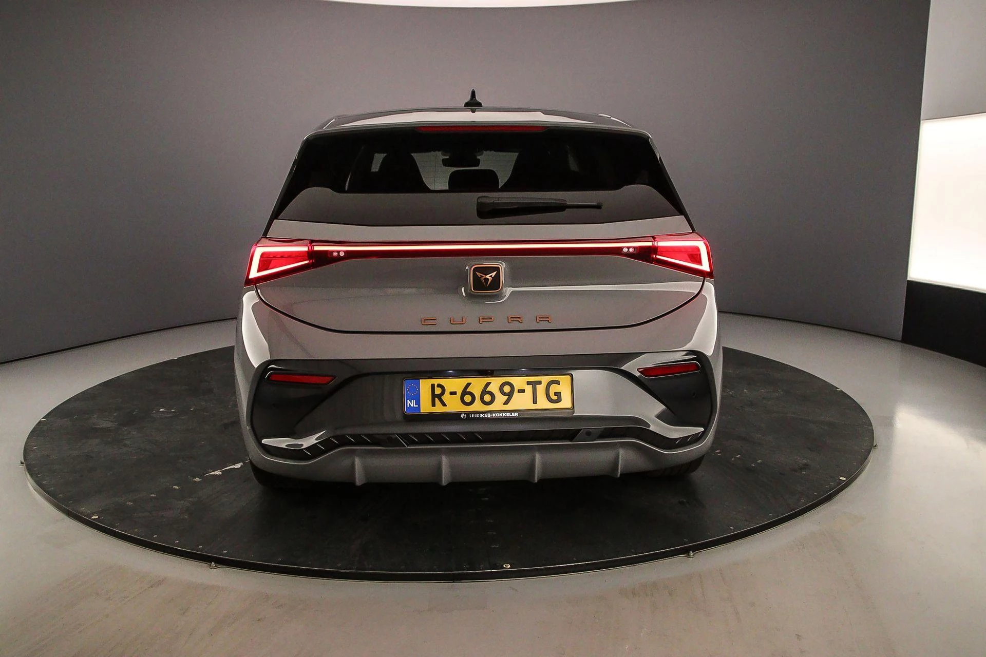 Hoofdafbeelding CUPRA Born