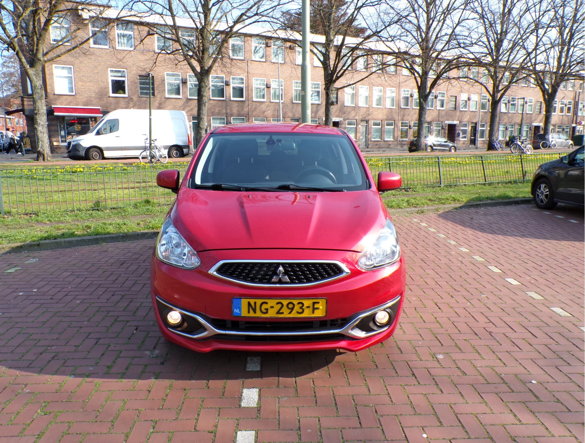 Hoofdafbeelding Mitsubishi Space Star