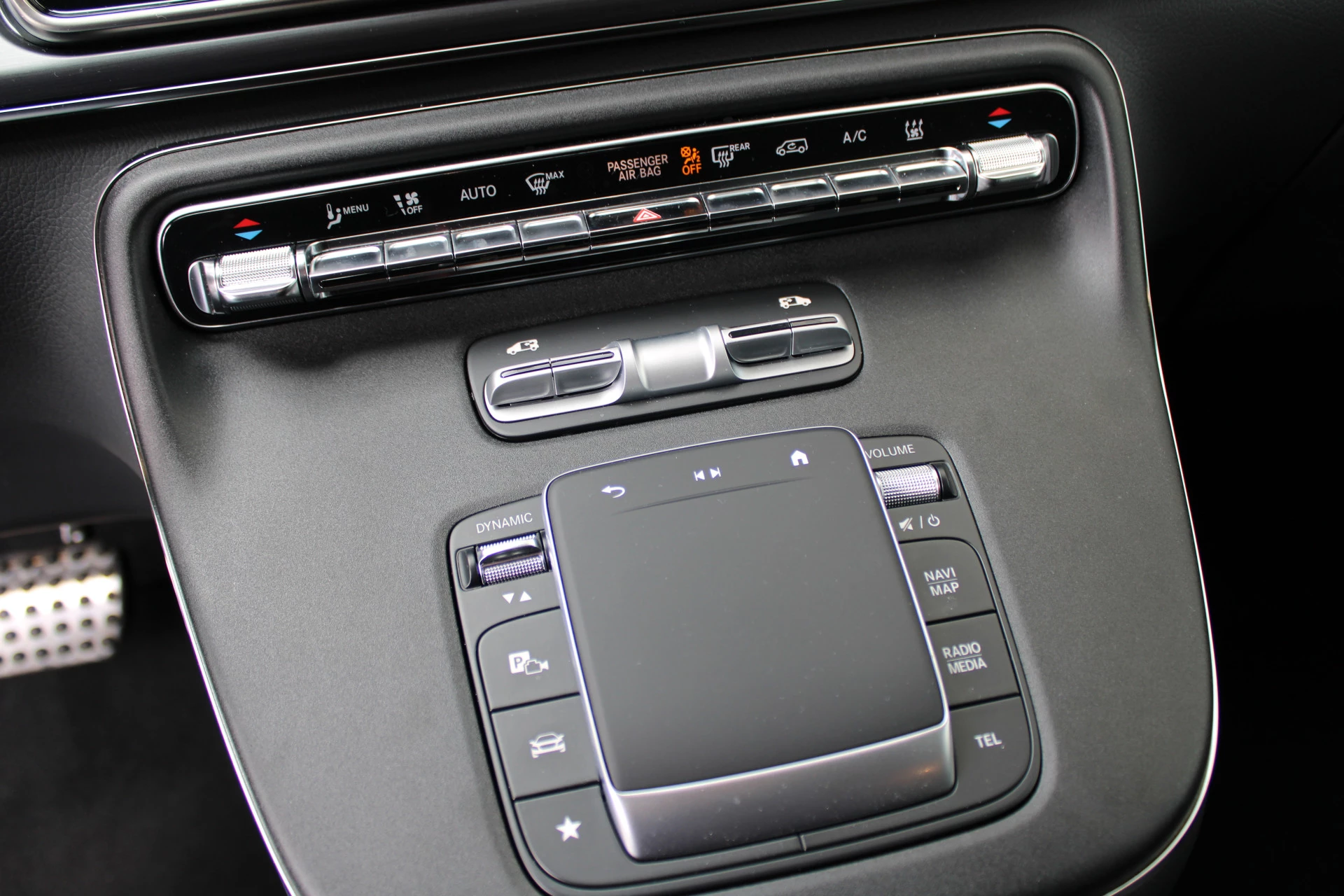 Hoofdafbeelding Mercedes-Benz EQV