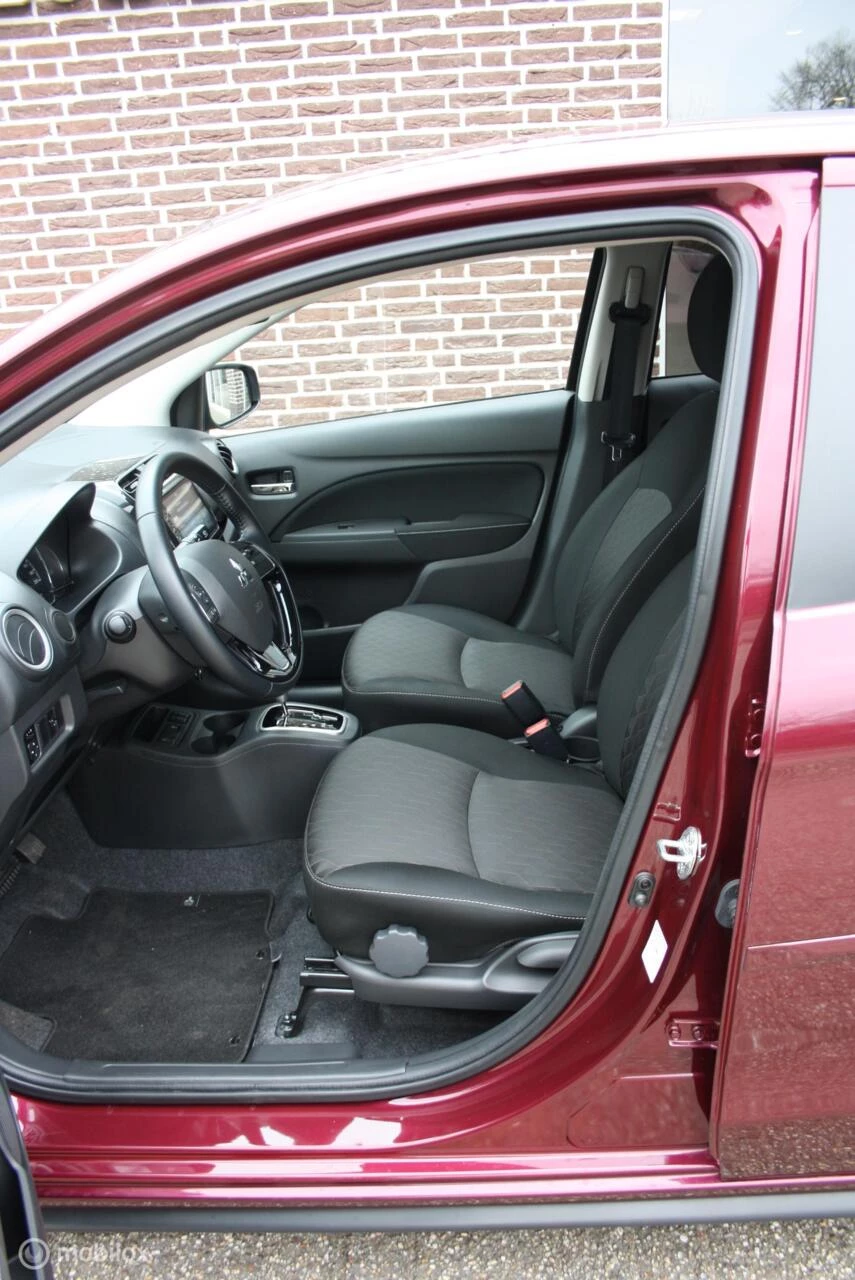 Hoofdafbeelding Mitsubishi Space Star