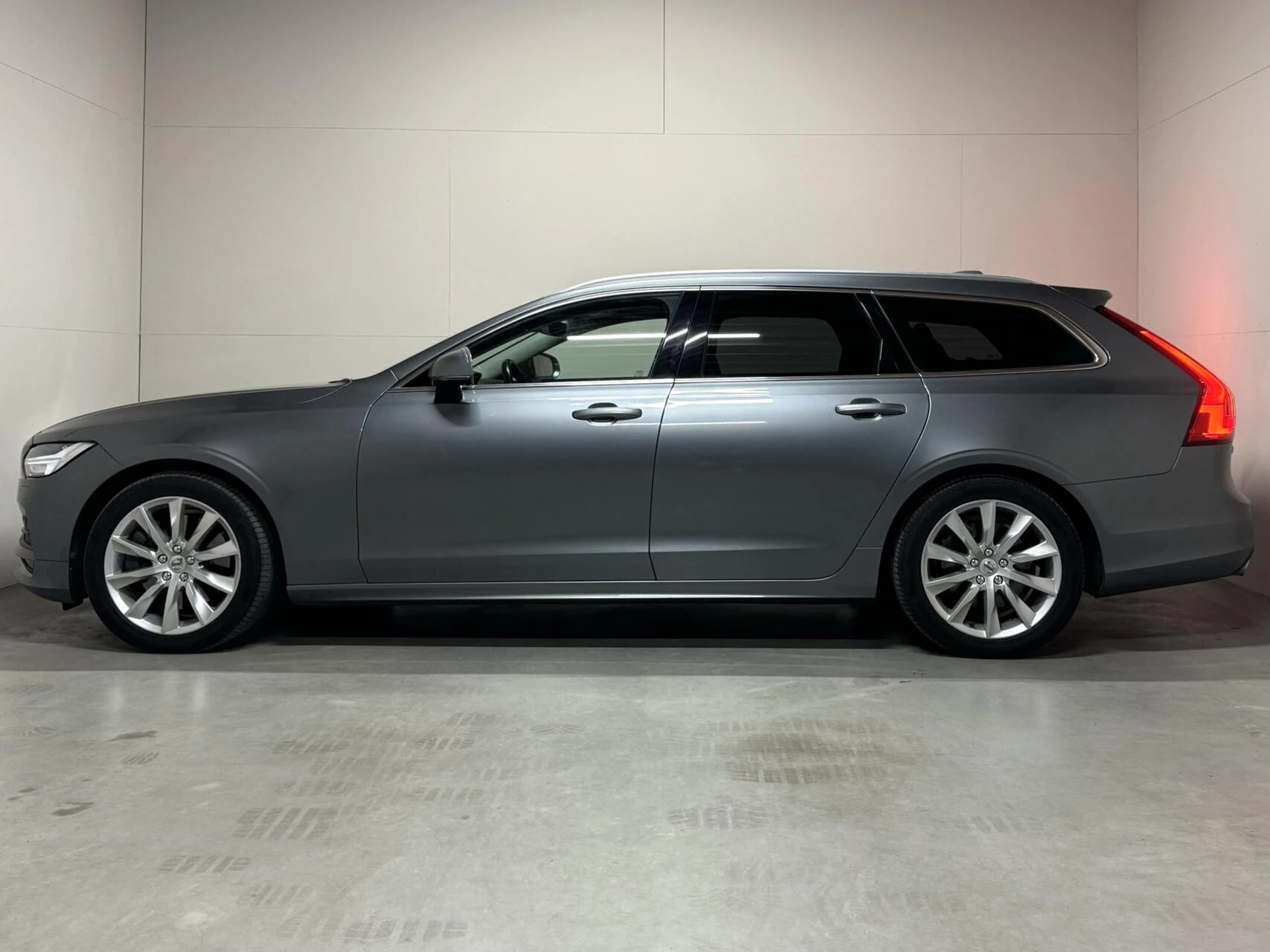 Hoofdafbeelding Volvo V90