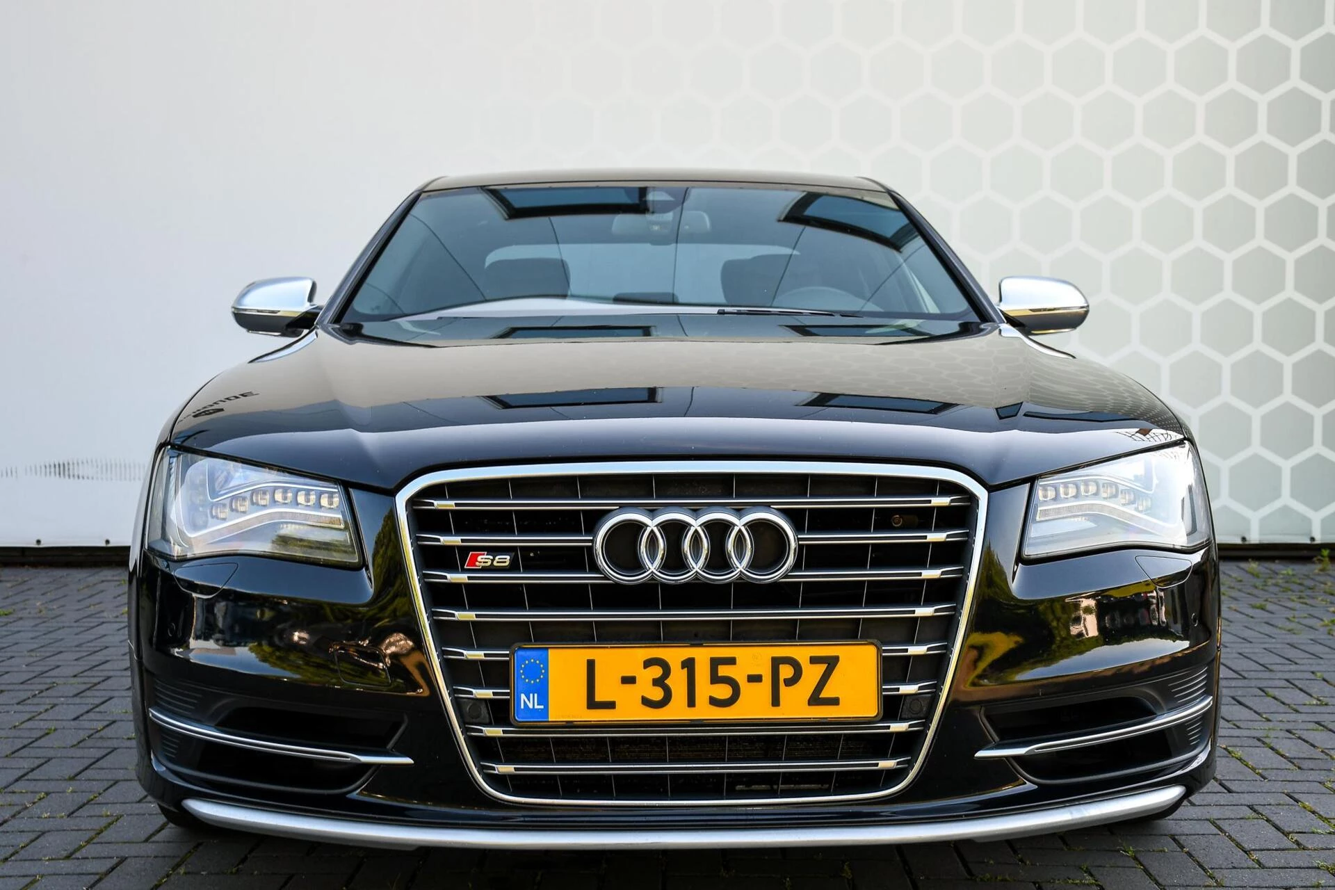 Hoofdafbeelding Audi S8