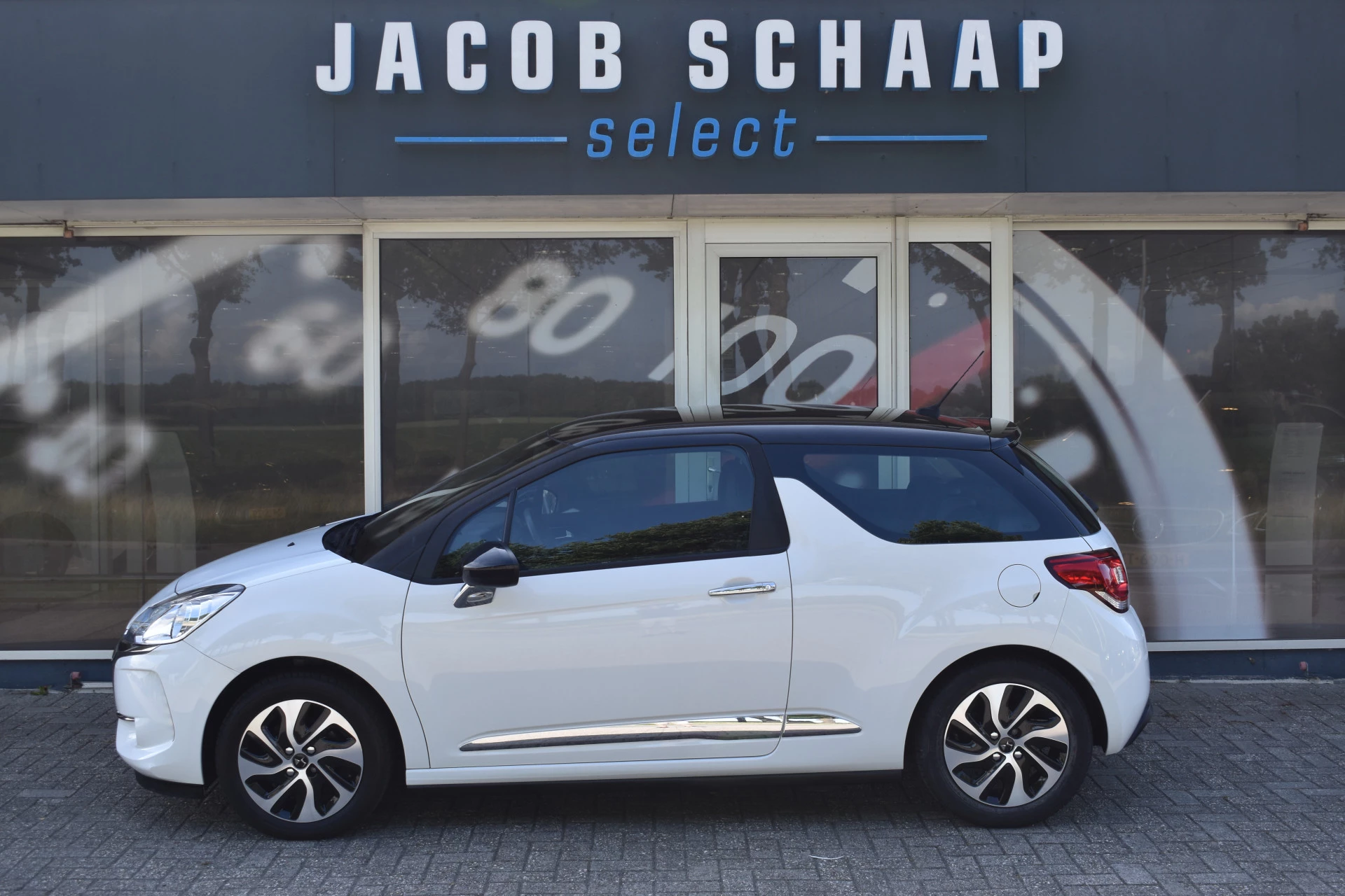 Hoofdafbeelding DS DS 3