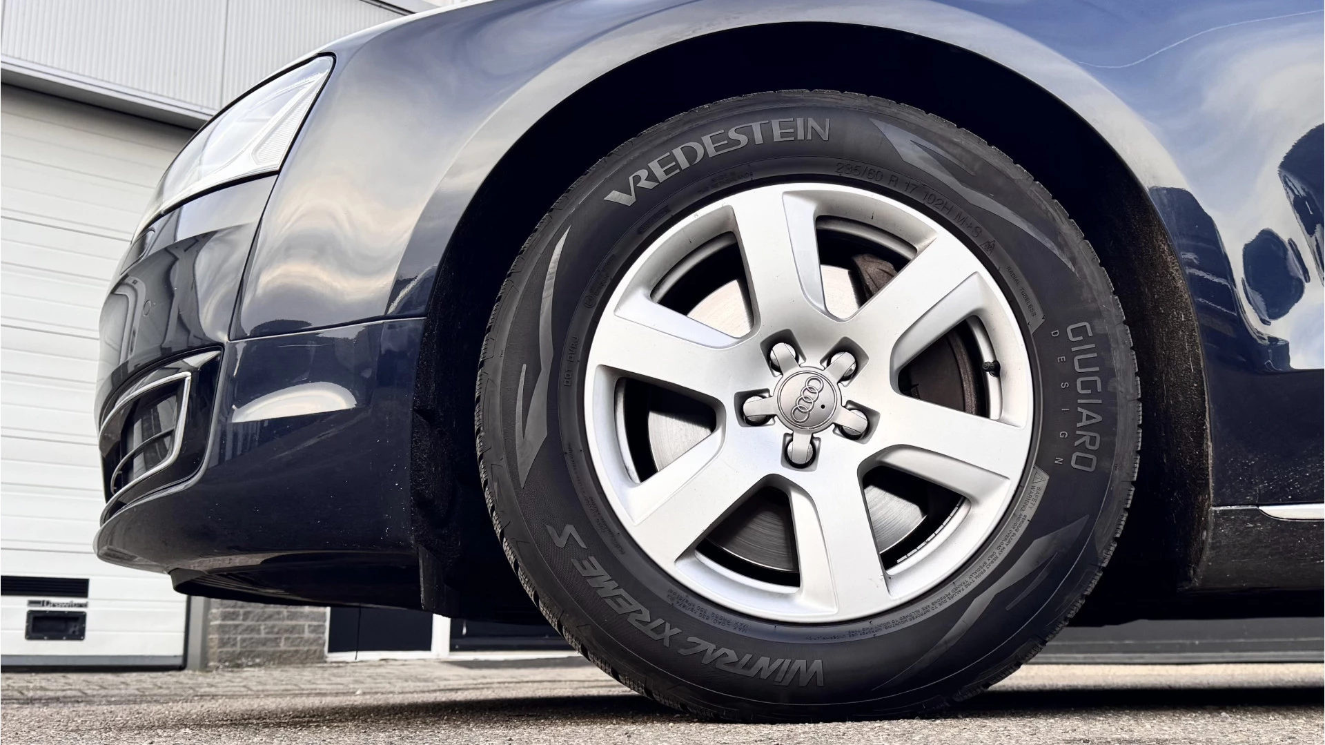 Hoofdafbeelding Audi A8
