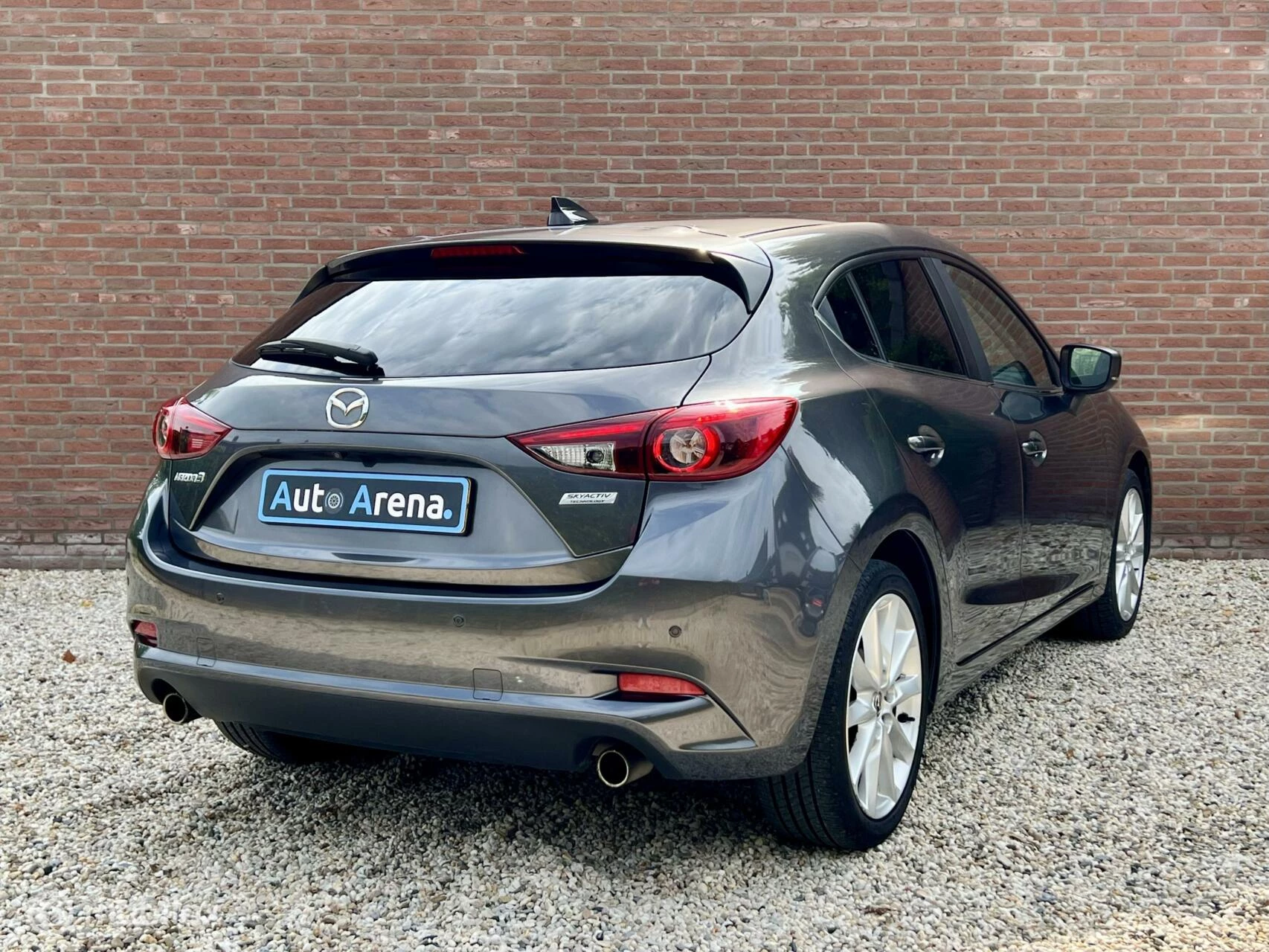 Hoofdafbeelding Mazda 3