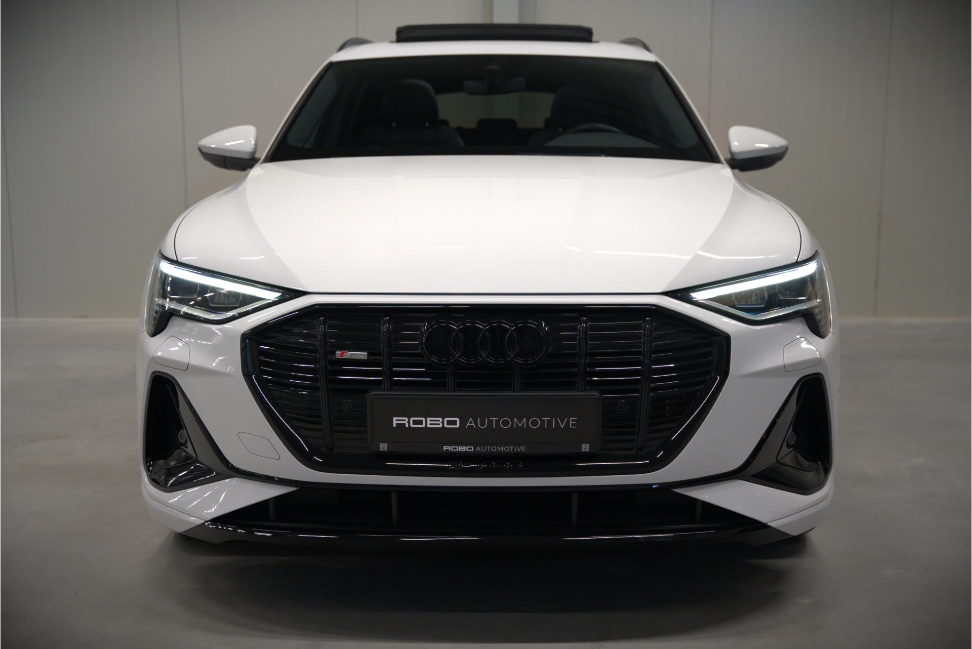 Hoofdafbeelding Audi e-tron