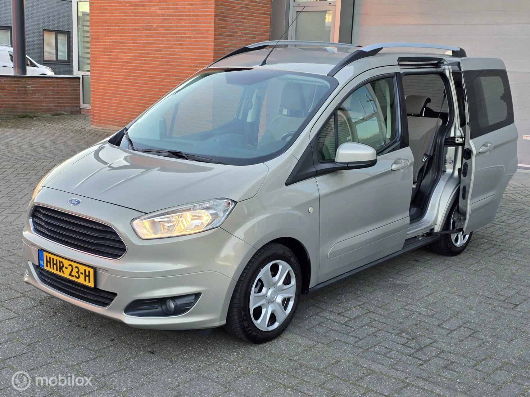 Hoofdafbeelding Ford Tourneo Courier